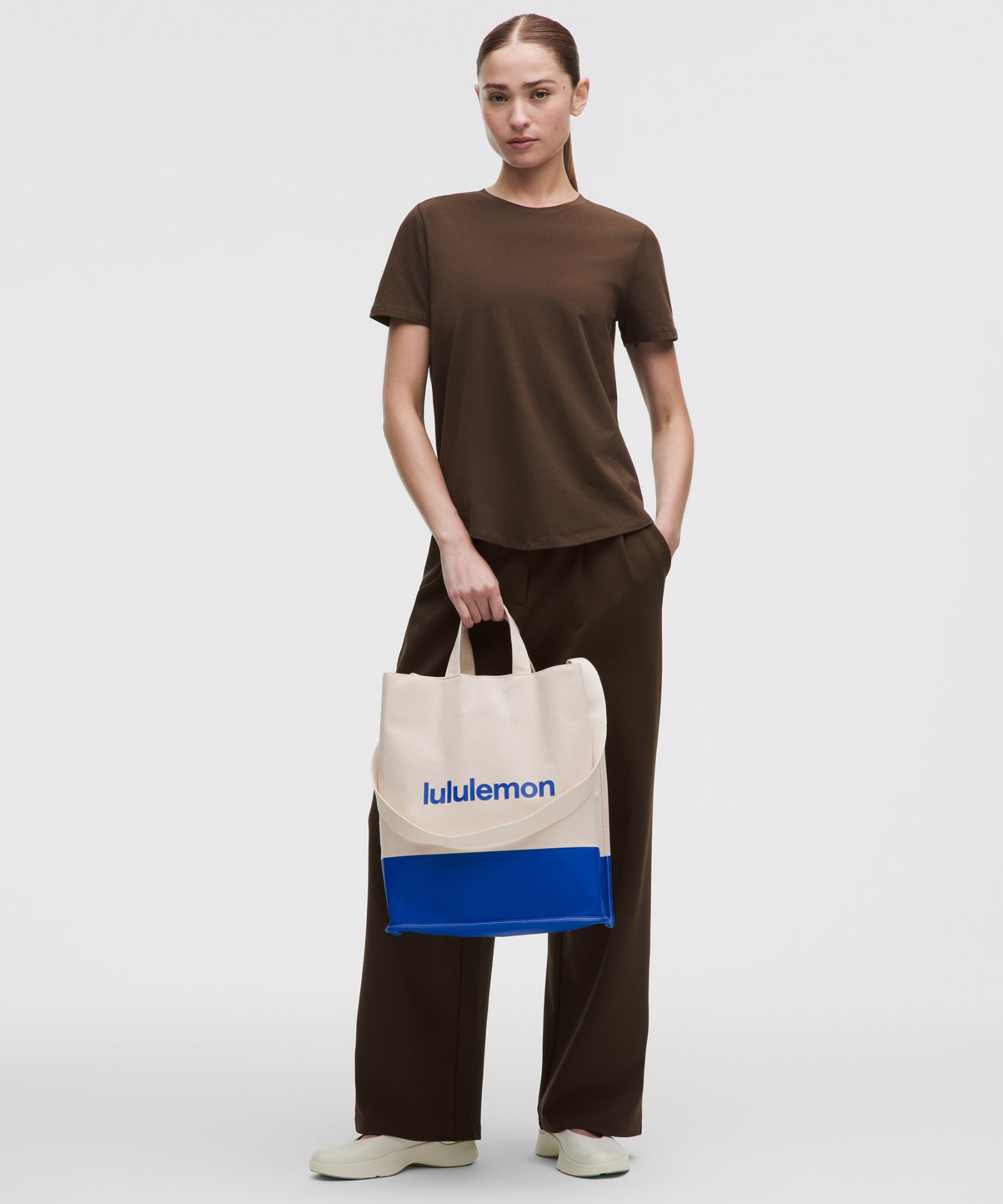Сумка-шопер Lululemon Canvas Market объёмом 19 л — фото 2