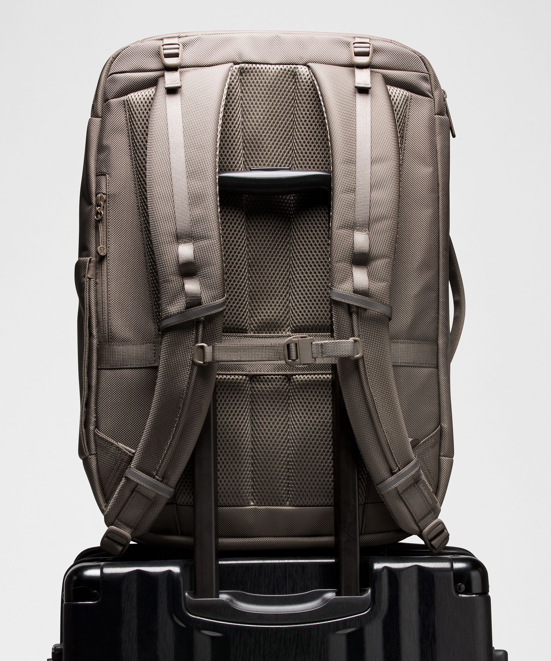 Cruiser Travel Backpack 35L