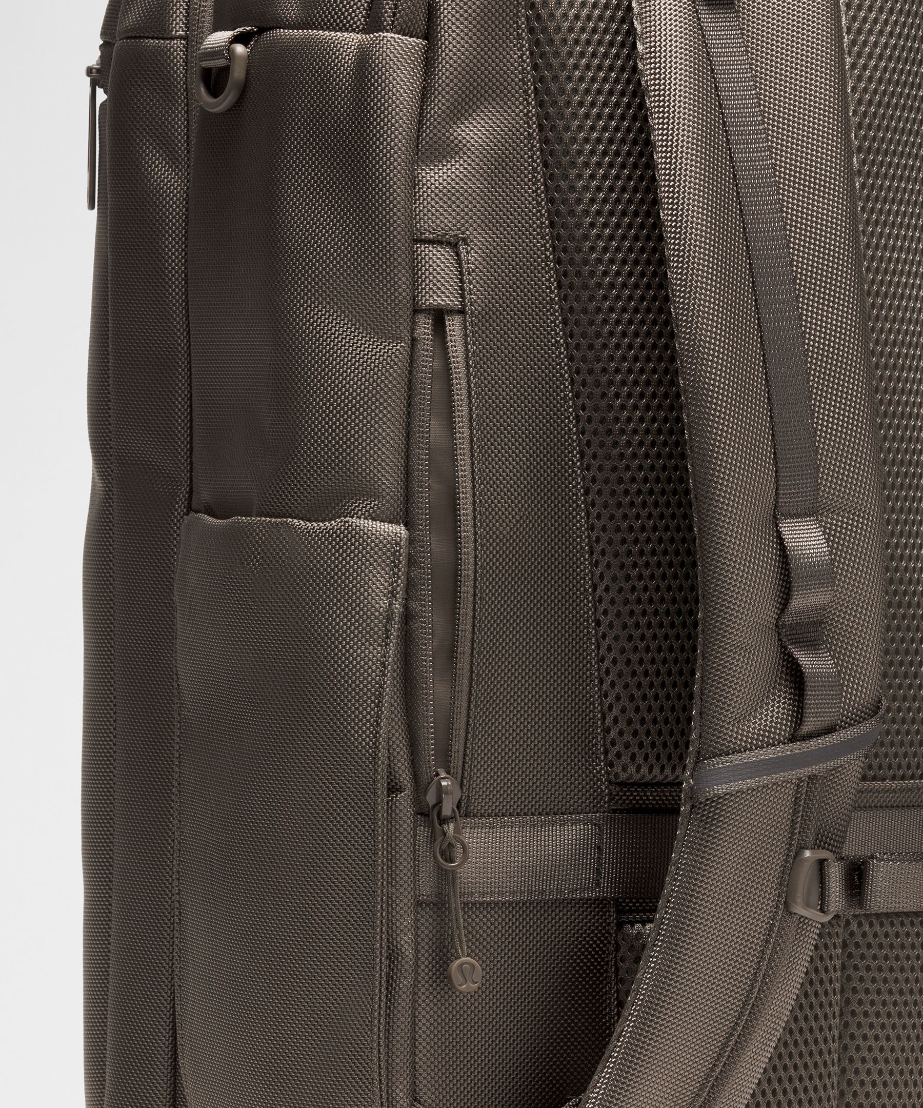 Cruiser Travel Backpack 35L
