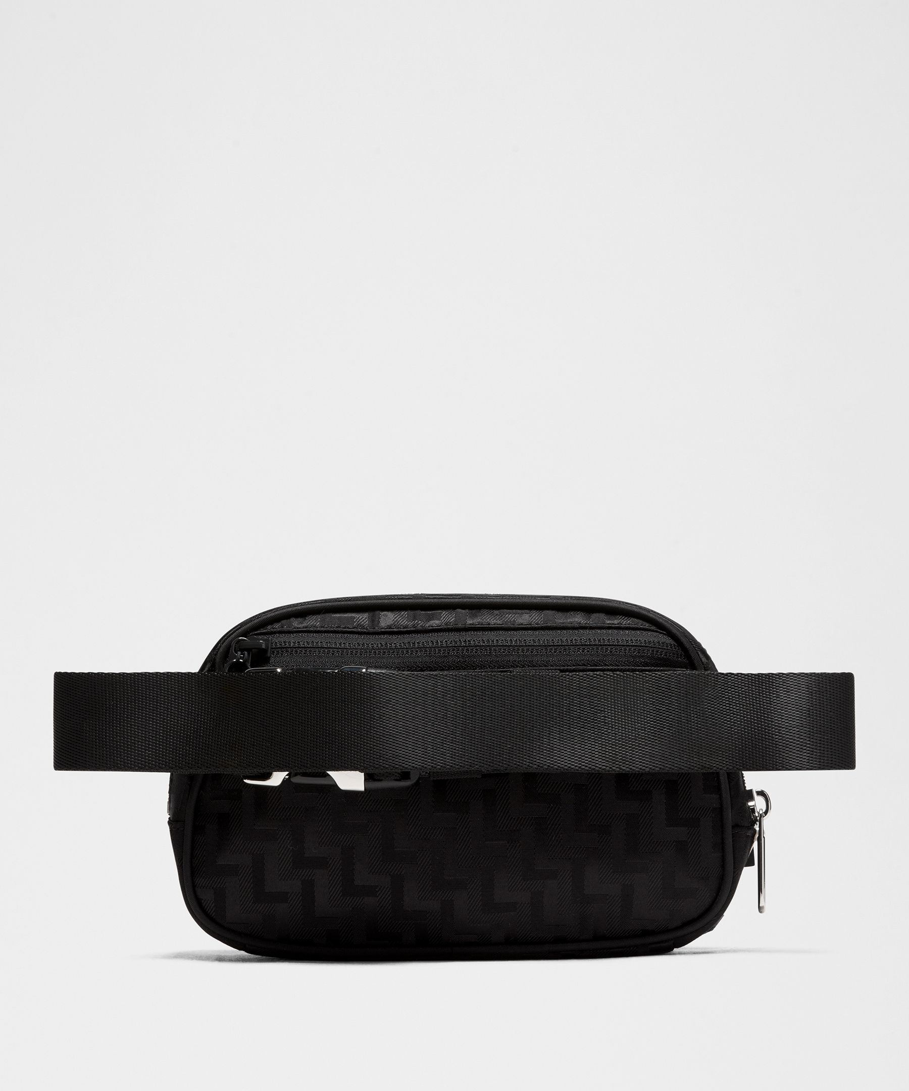 Lululemon Everywhere Belt Bag 1l