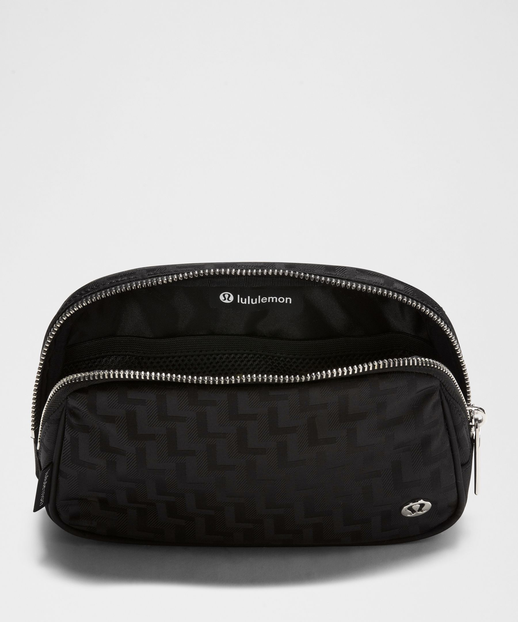 Lululemon Everywhere Belt Bag 1l