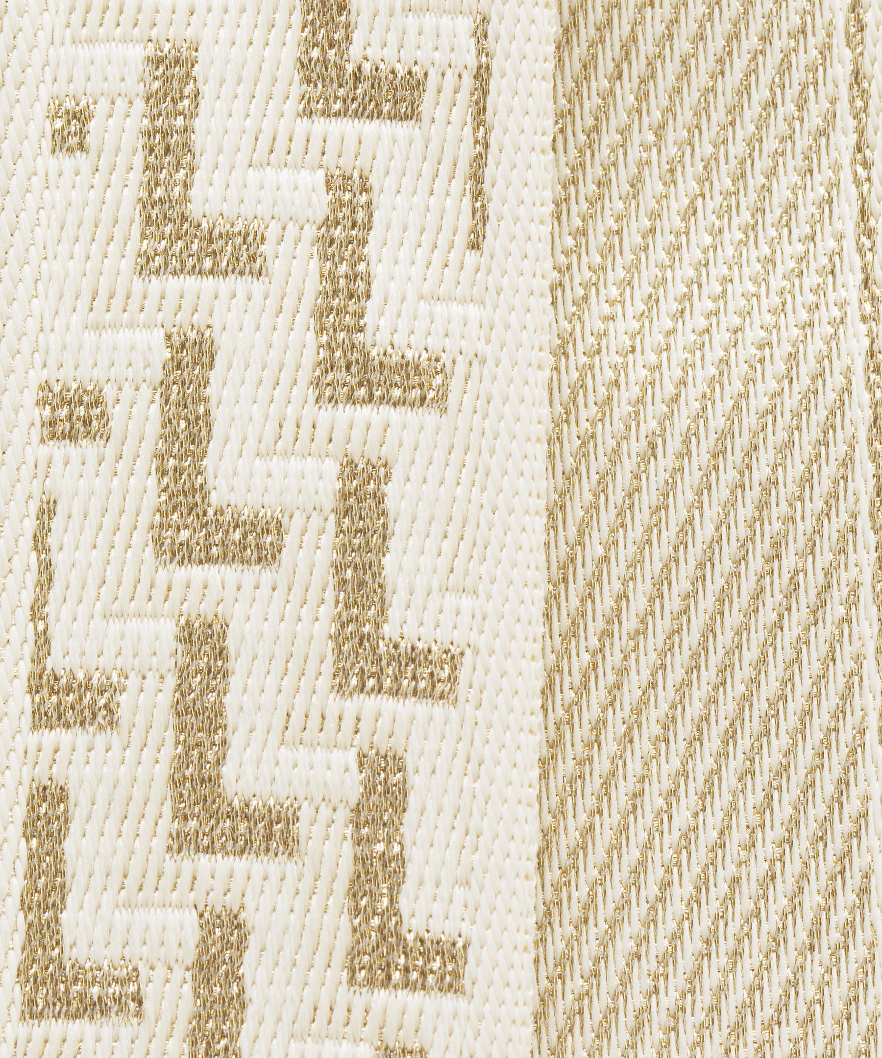 Lululemon Everywhere Crossbody Bag 2l