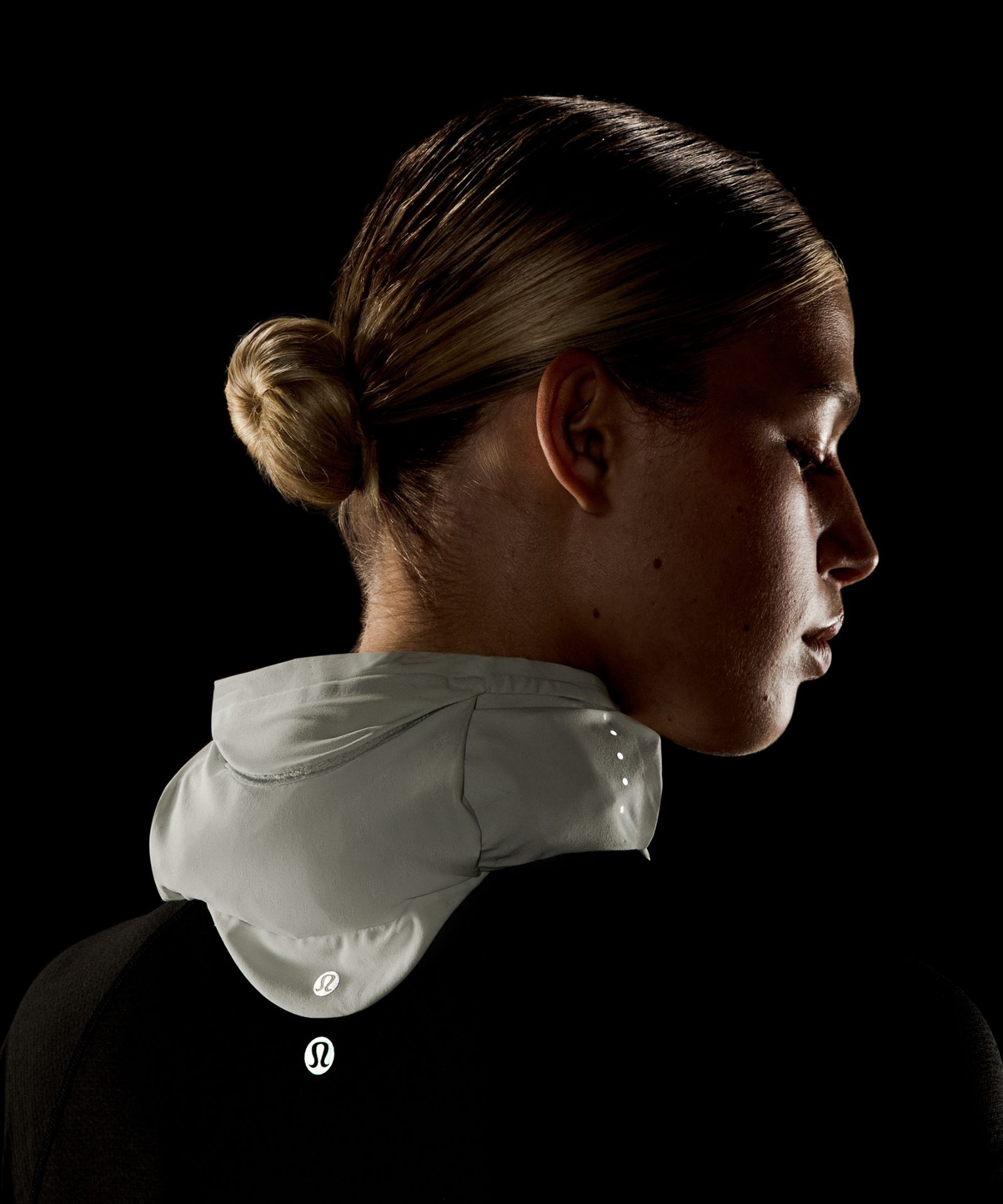 Аксессуары Lululemon Go Further Cooling Ice Neck Wrap — фото 4