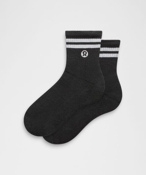 Носки Lululemon Daily Essential Quarter в полоску