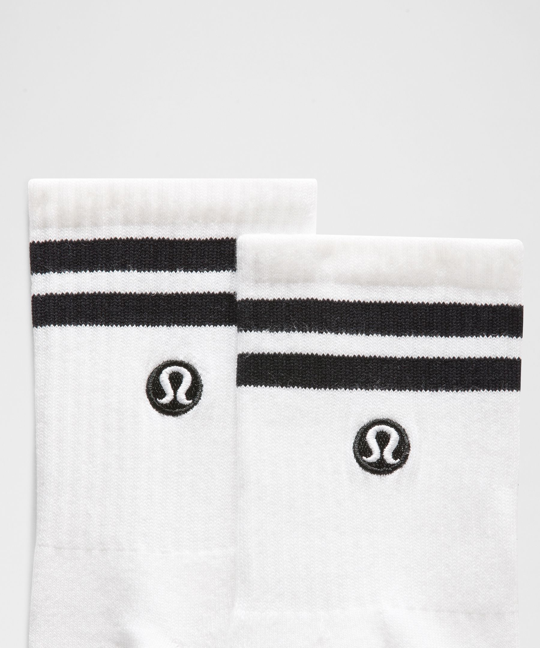 Lululemon Unisex Daily Essential Quarter Socks