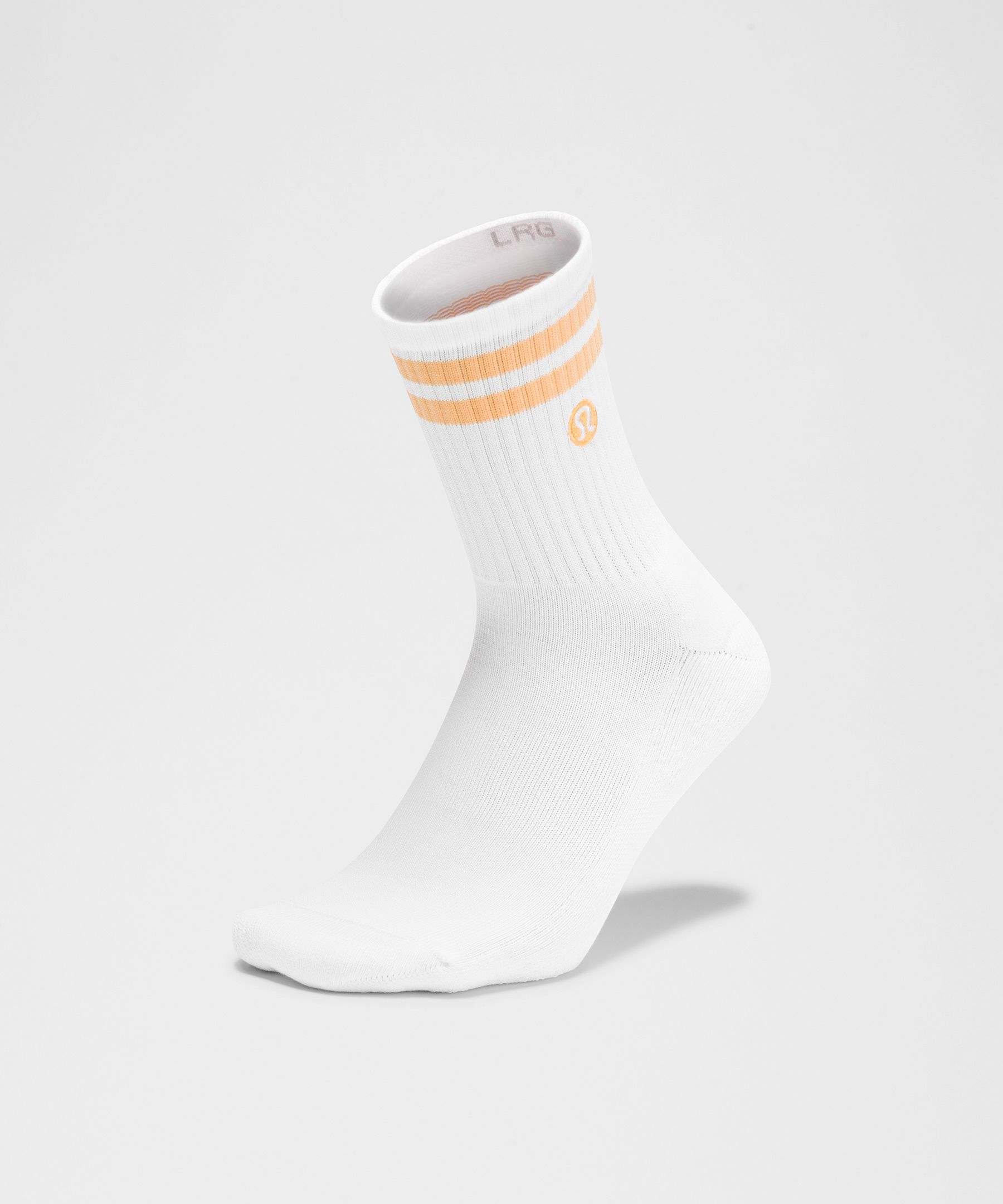Lululemon Unisex Daily Essential Quarter Socks In White