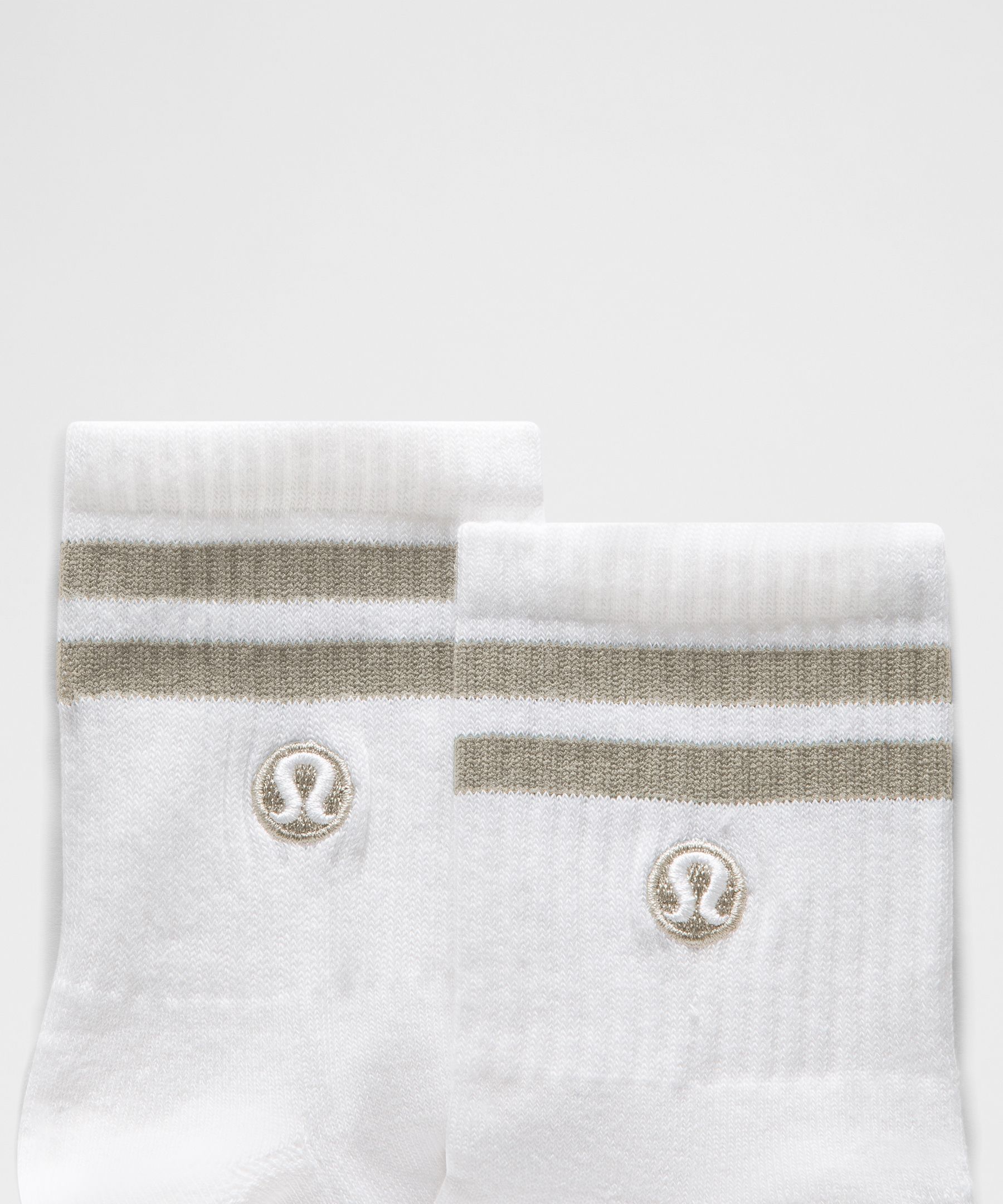 Unisex Daily Essential Quarter Socks
