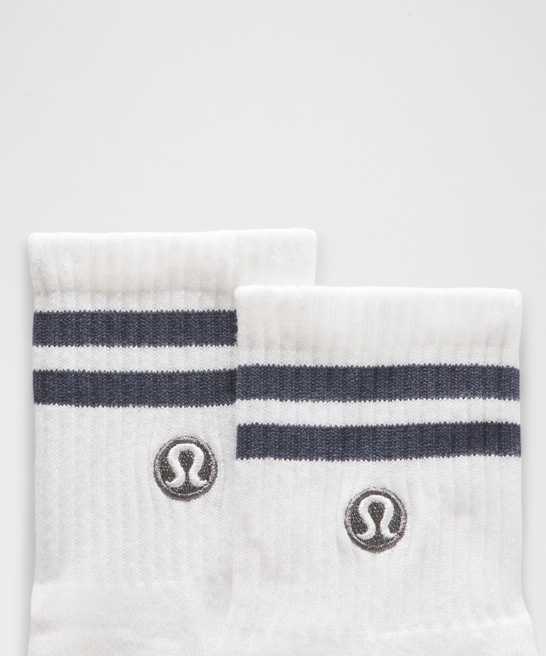 Unisex Daily Essential Quarter Socks *Stripe
