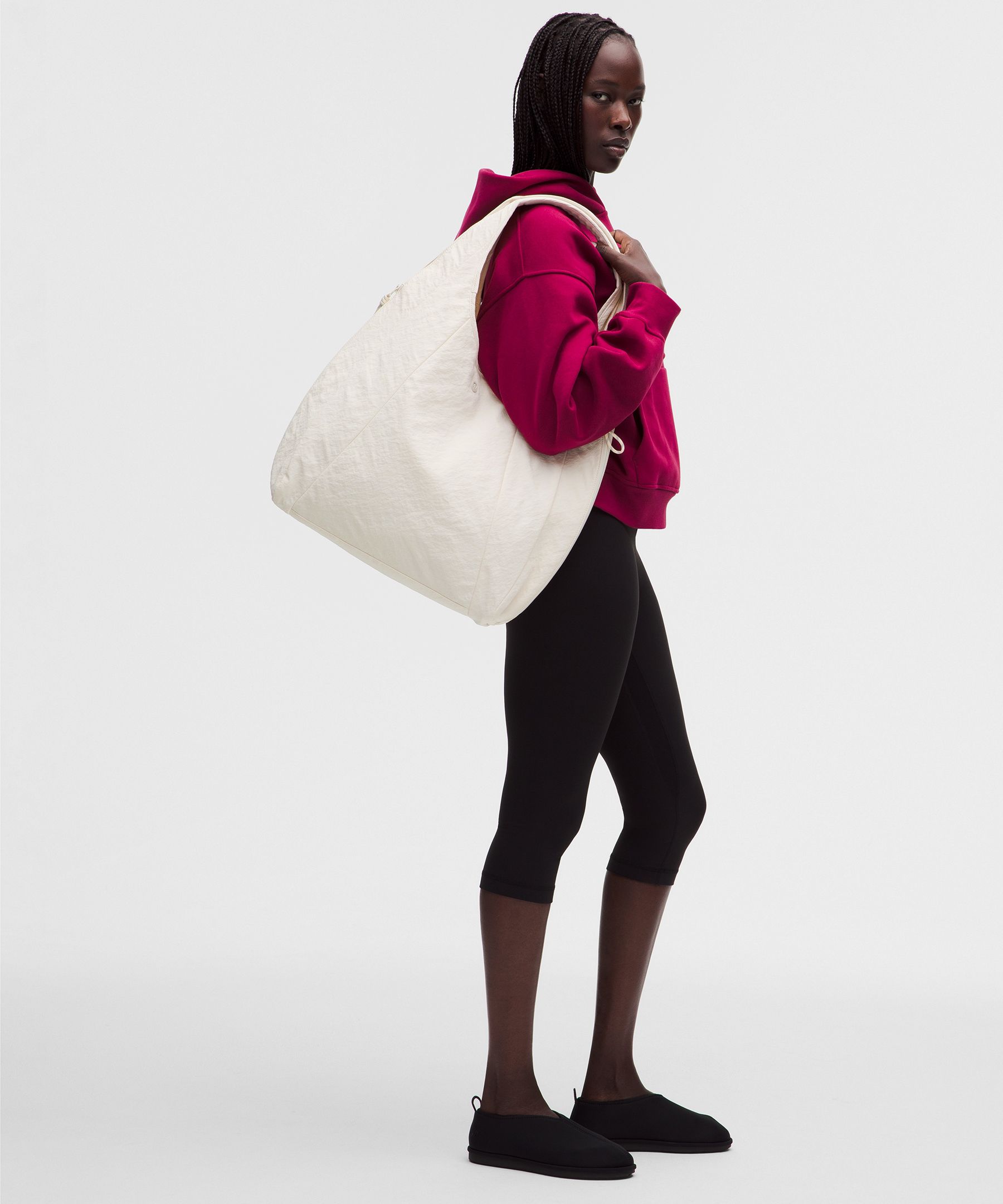 Slouchy Shoulder Bag 19L