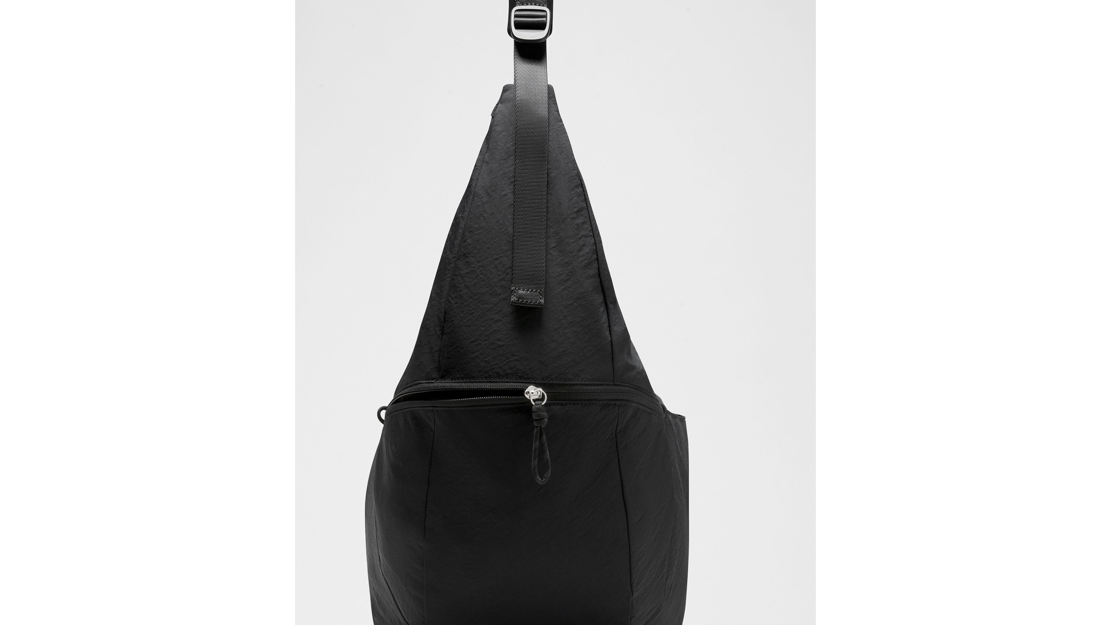Extra-Large Slouchy Shoulder Bag 24L