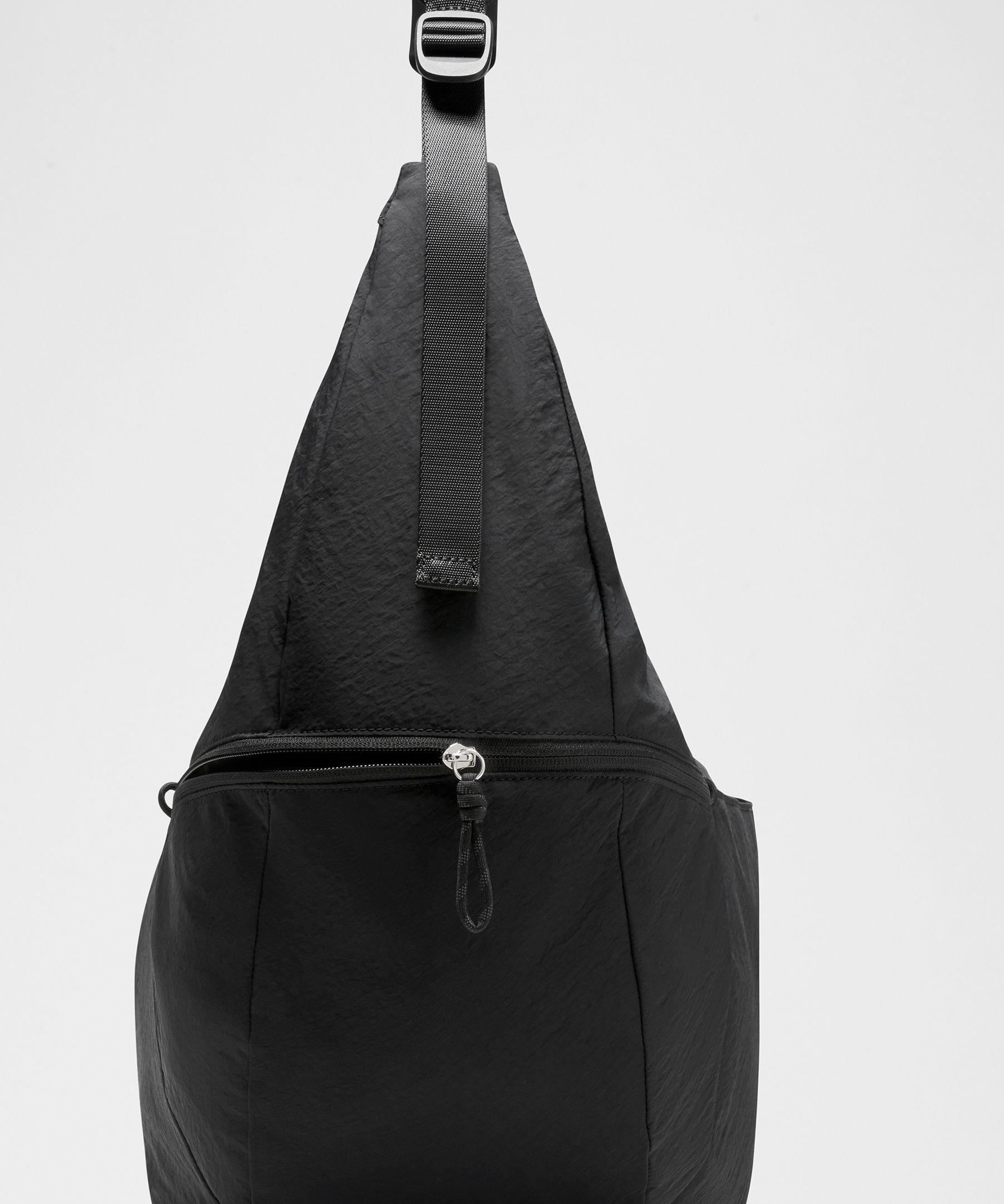 Extra-Large Slouchy Shoulder Bag 24L