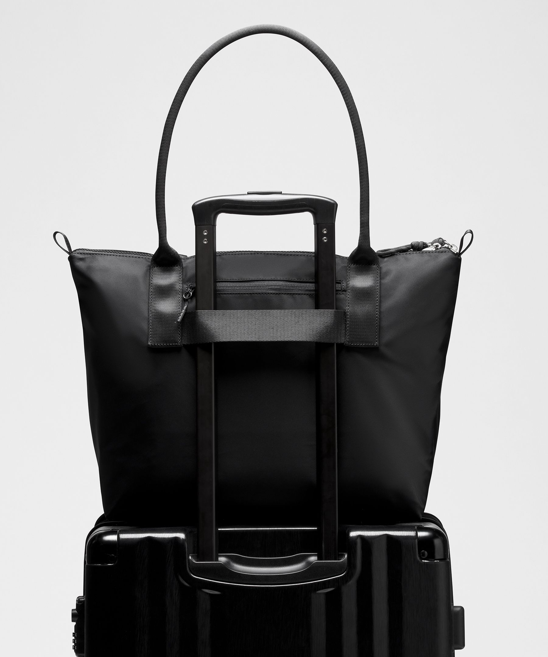 Modular Tote with Pouches