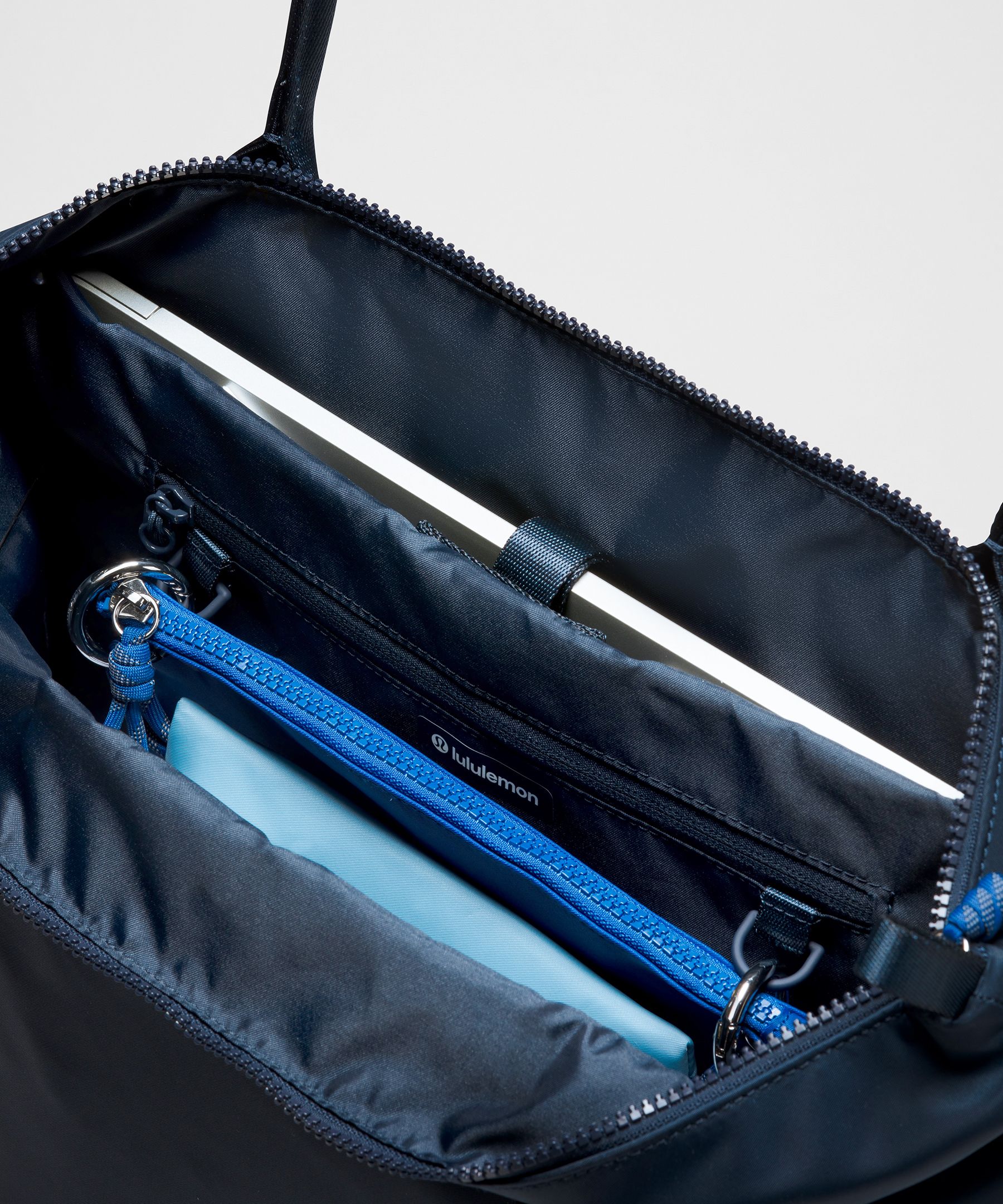 Modular Tote with Pouches
