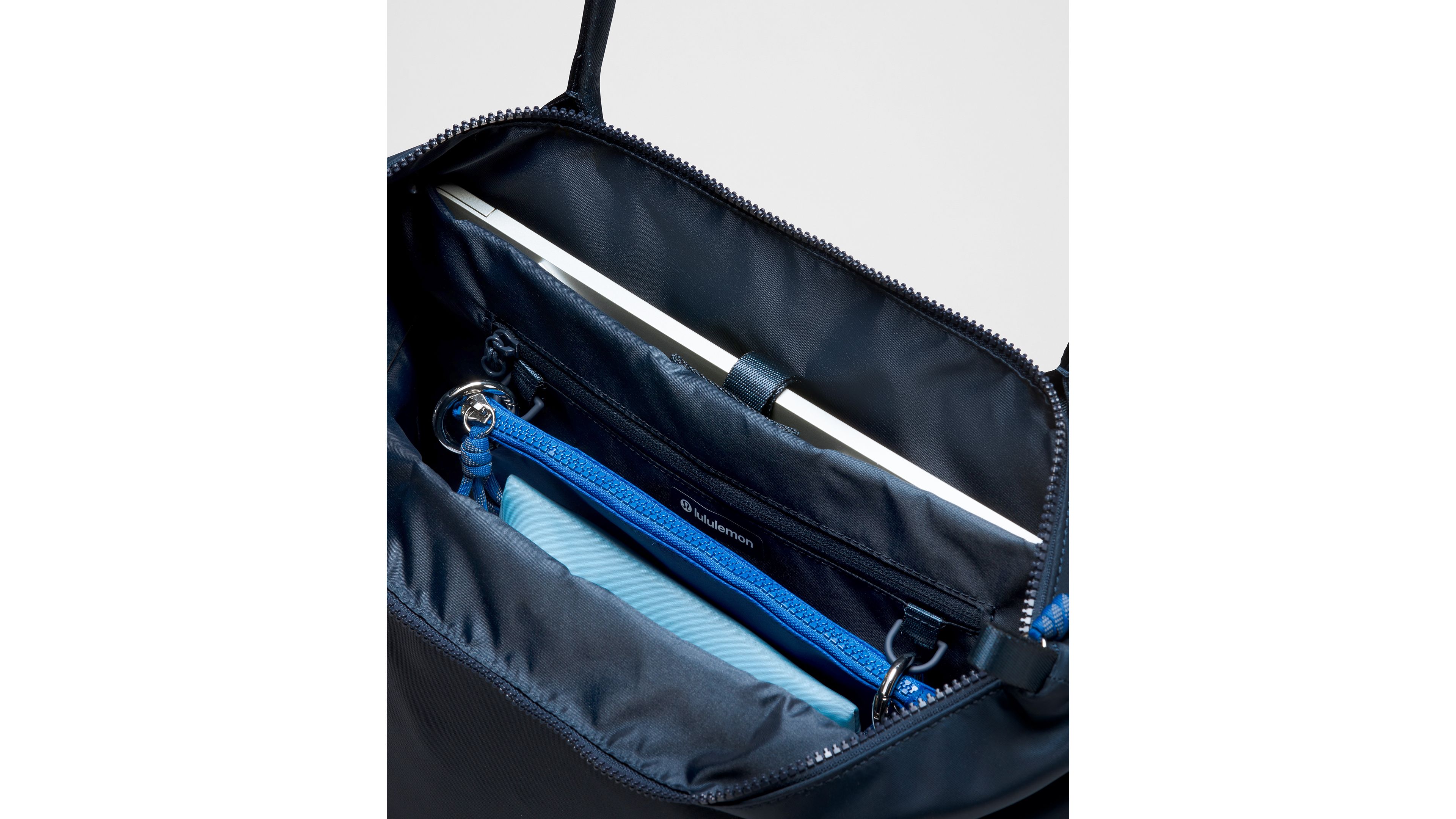 Modular Tote with Pouches
