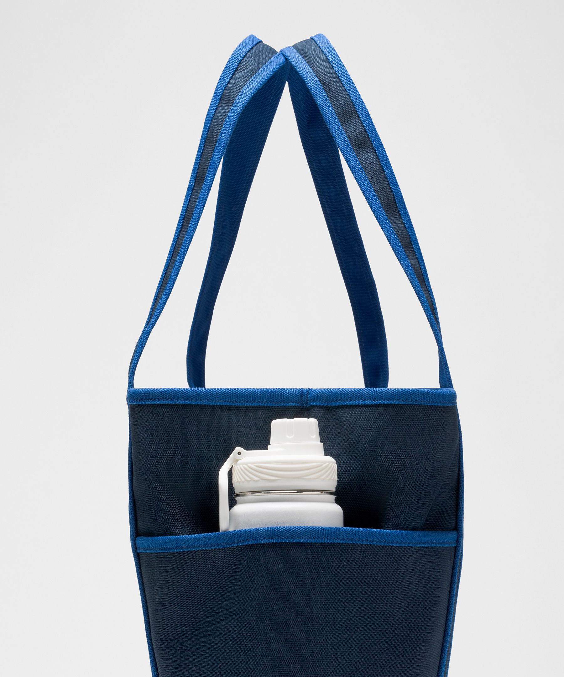 Daily Multi-Pocket Zip-Top Tote Bag 18L