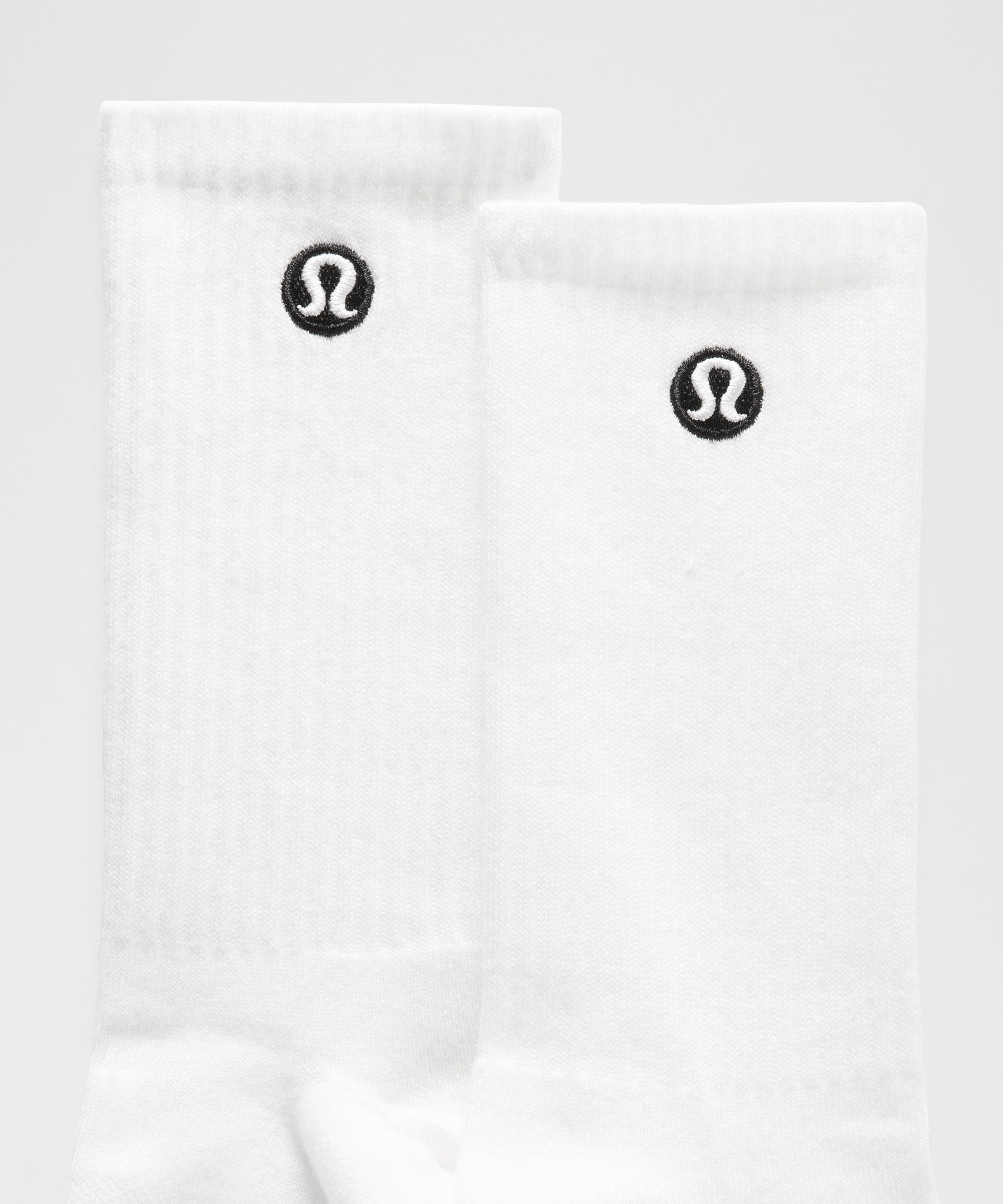Unisex Daily Essential Quarter Socks