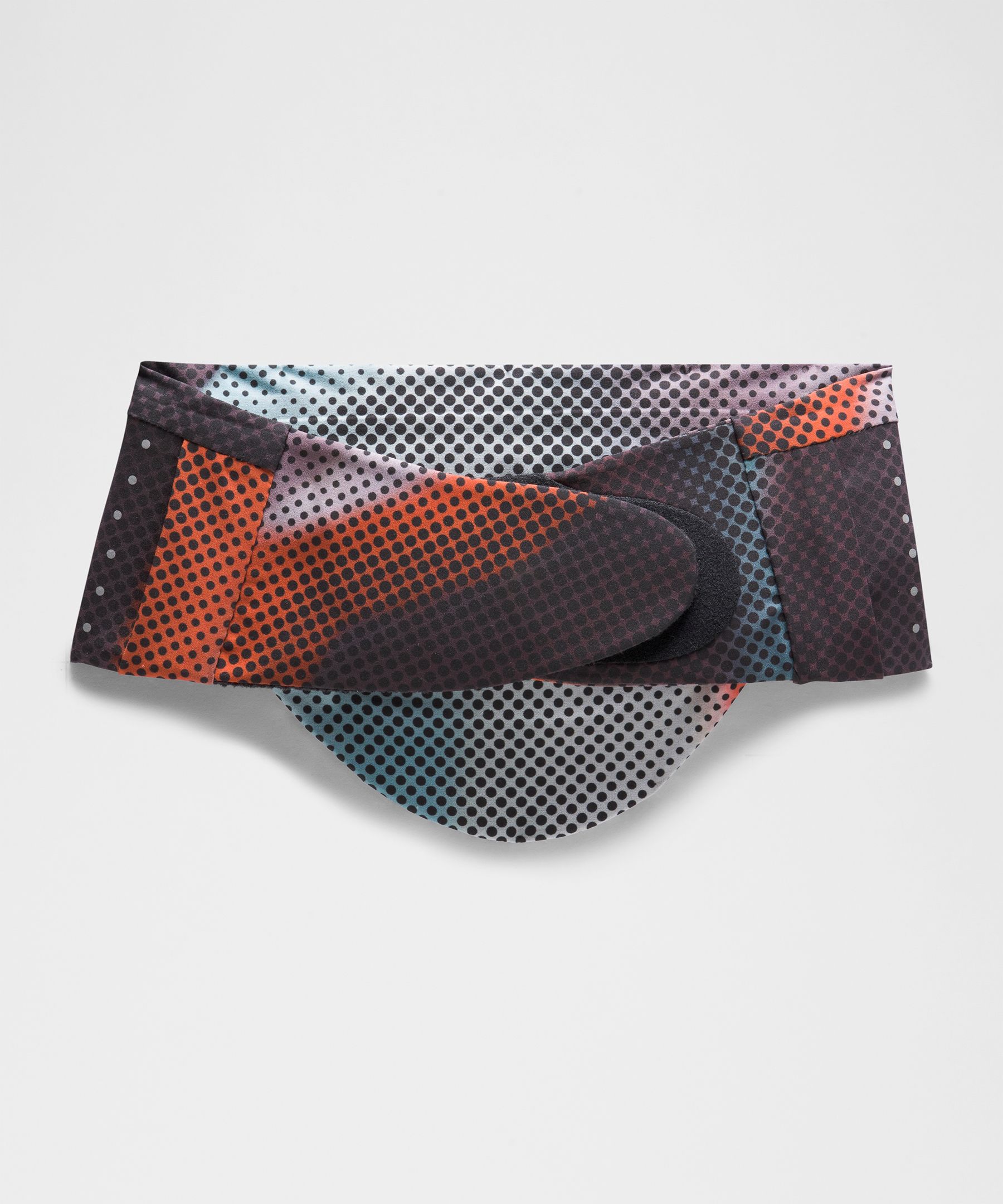 lululemon Go Further Cooling Ice Neck Wrap