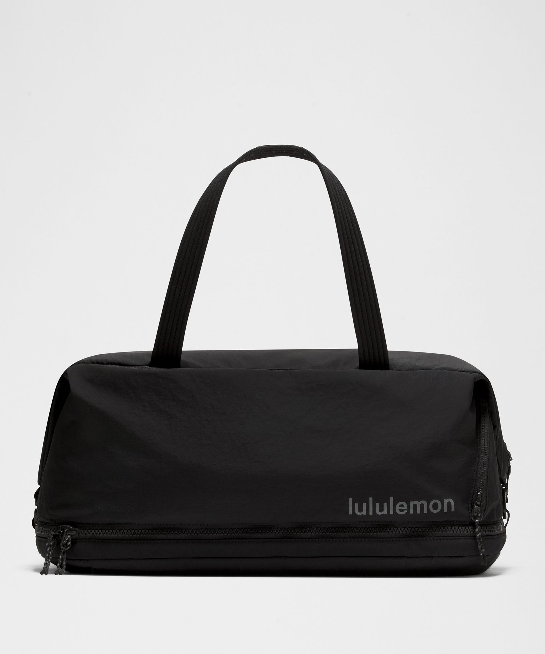 lululemon – 3-in-1 Gym Duffle Bag 30L – Color Black/Grey