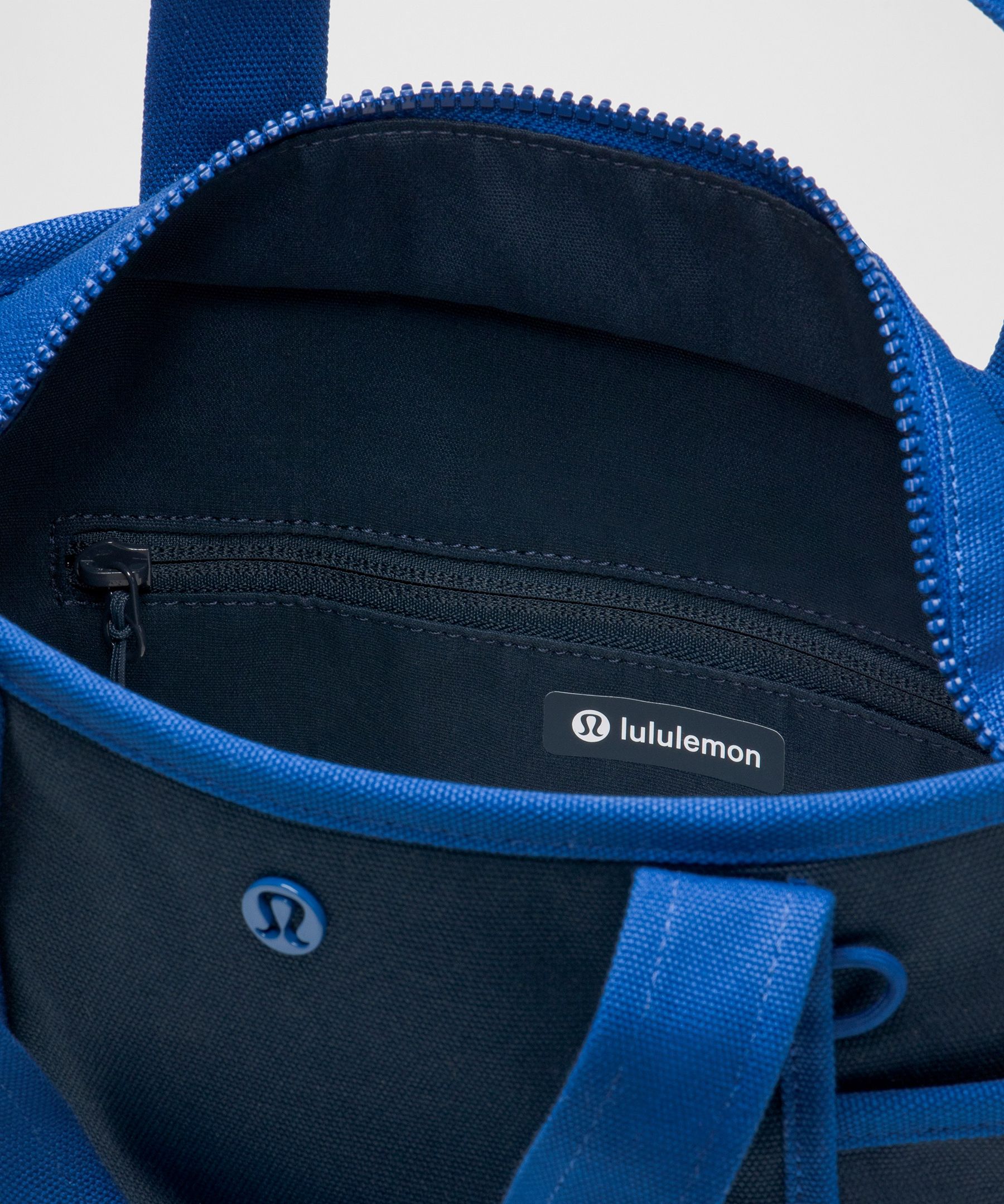 Daily Multi-Pocket Small Zip-Top Tote Bag 5L