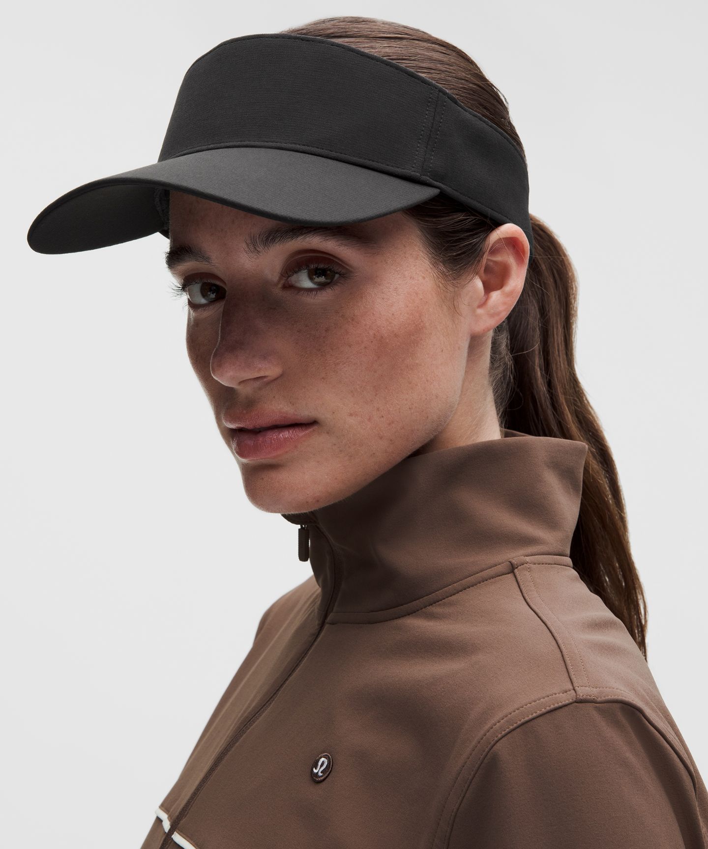 Женский козырёк Lululemon All-Sport со съёмной повязкой, цвет: Чёрный — фото 2