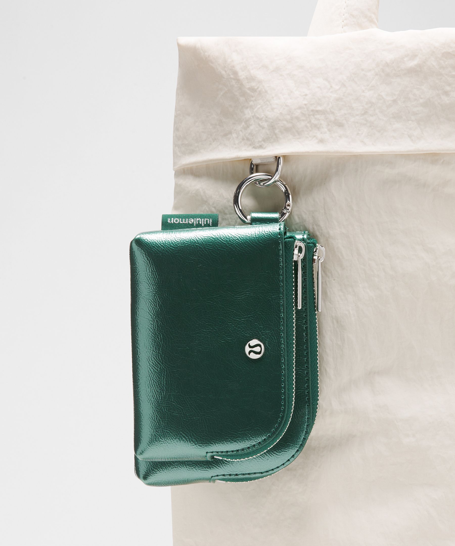 Smooth Leather Alternative Double-Zip Clippable Card Pouch
