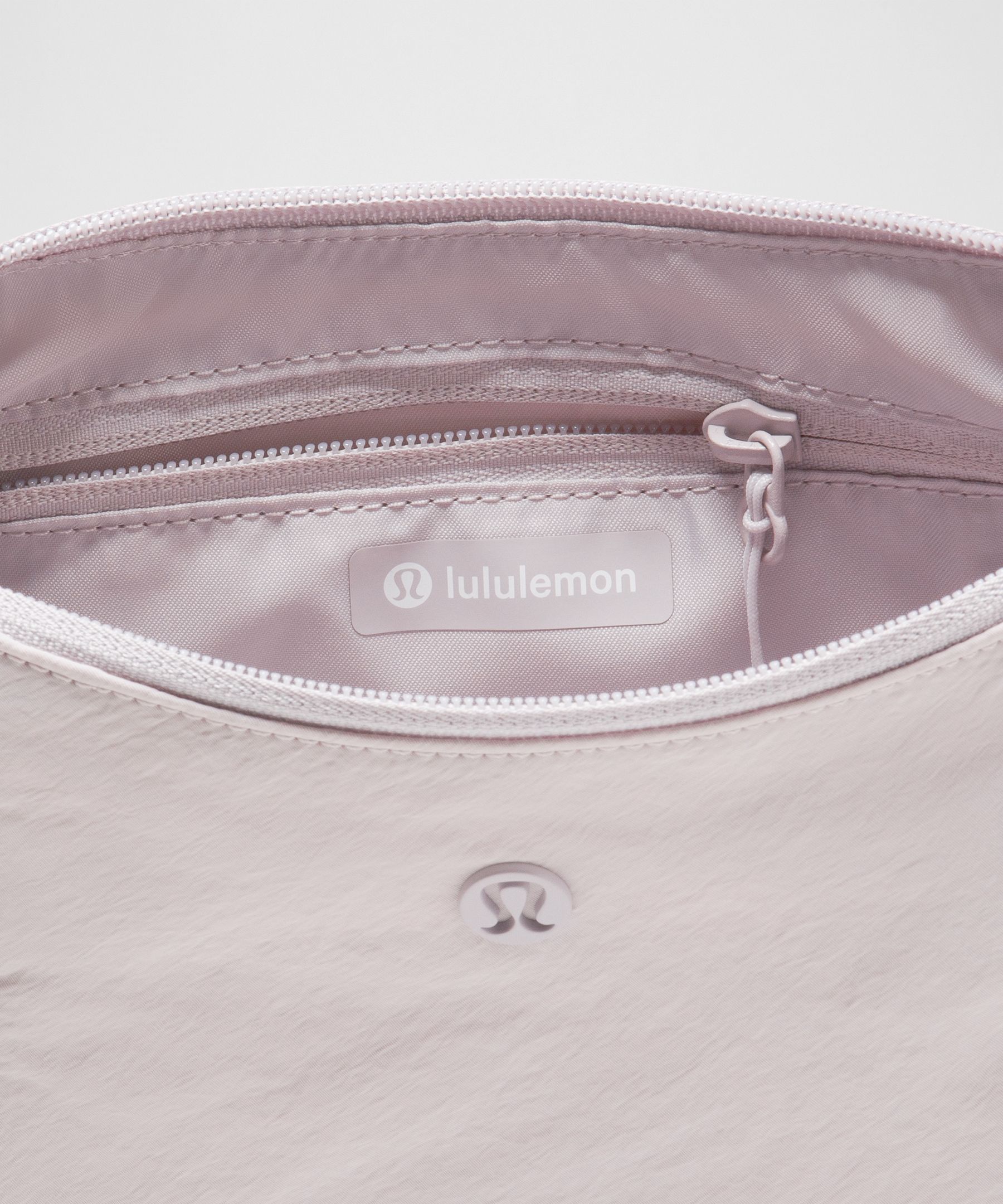 Small Slouchy Sling Bag 3L