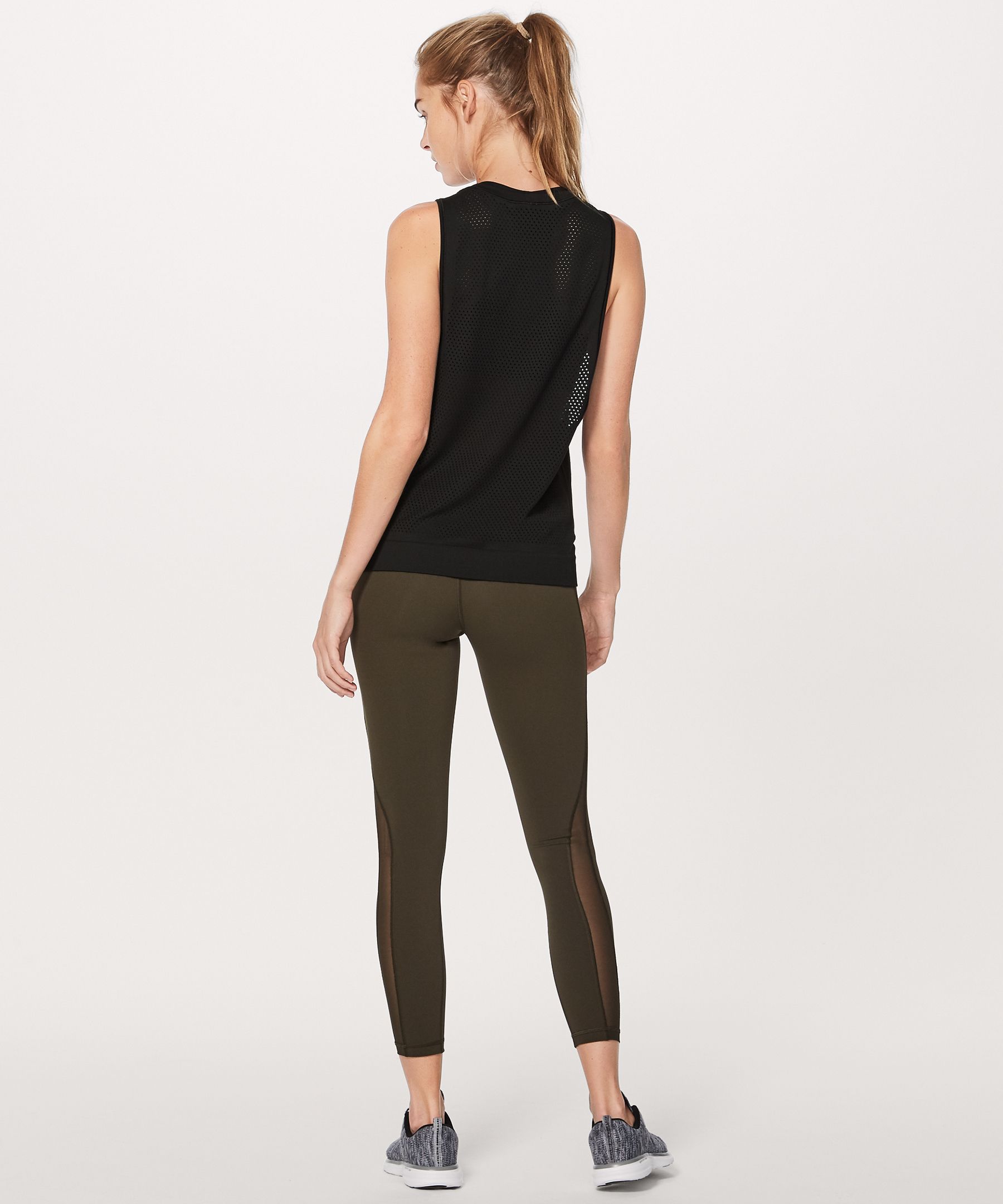 black/black Breeze By Muscle Tank II