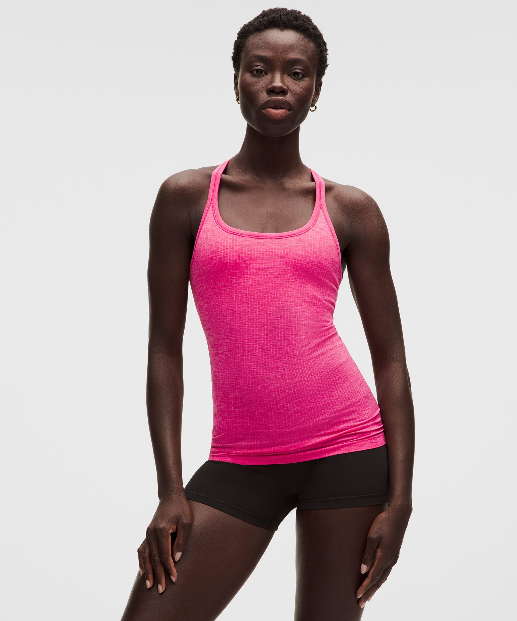 Tank top Ebb to Street con escote redondeado *Soporte ligero, copas B/C