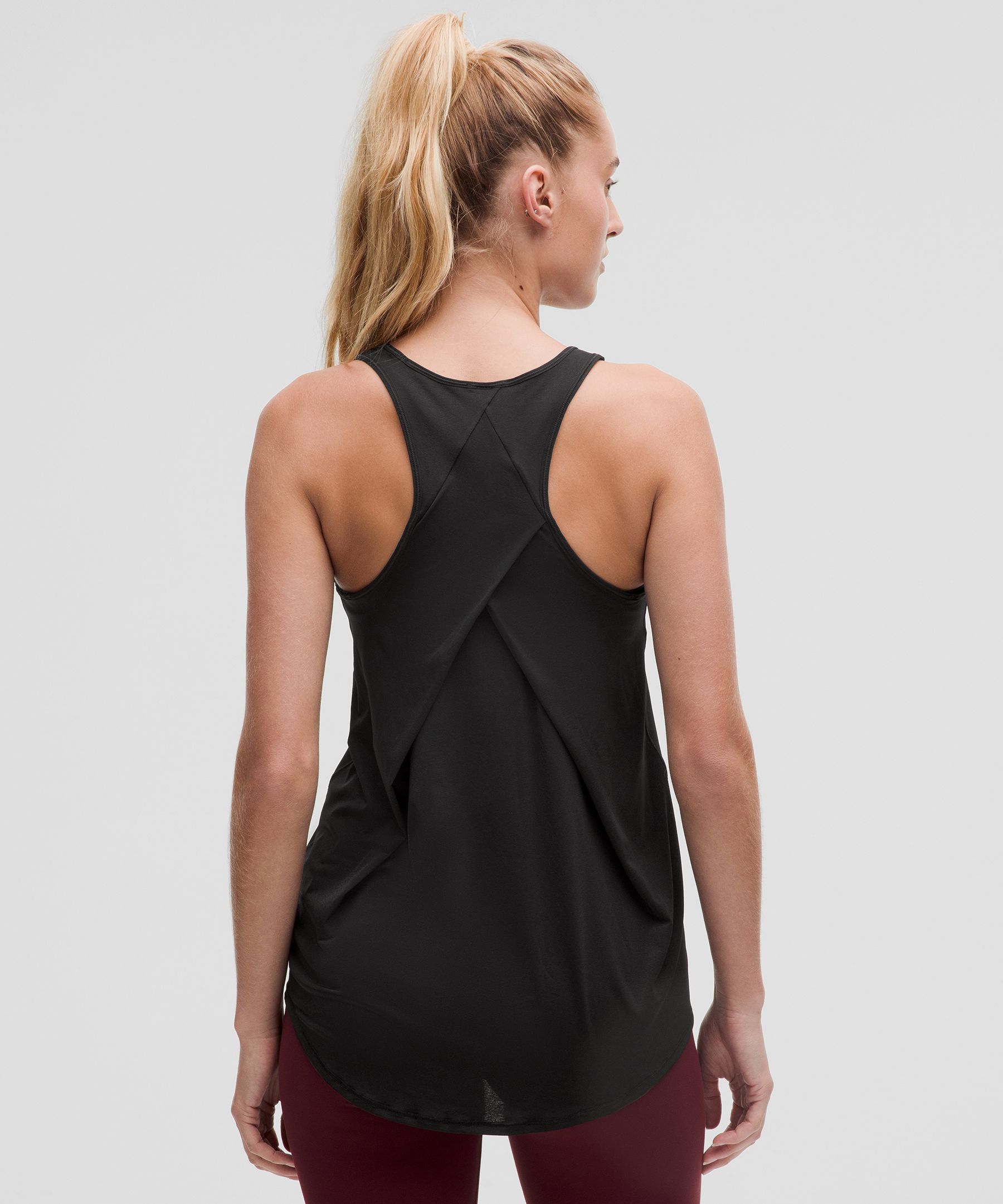 https://images.lululemon.com/is/image/lululemon/LW1BSAS_0001_3?size=800,800