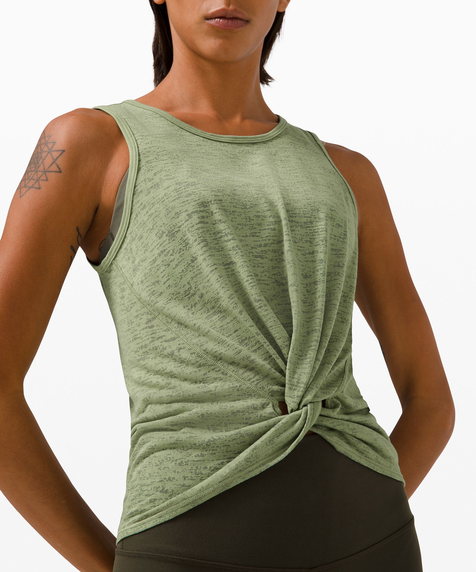 Lululemon LA Twist Front Crop Top - 139150106