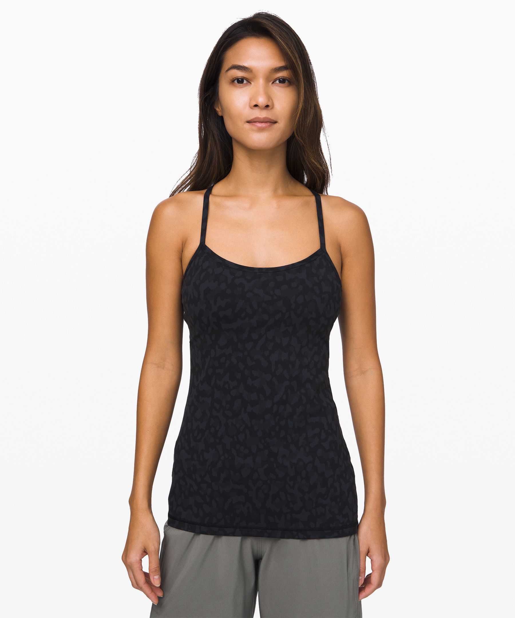 Is there a difference between formation camo deep coal multi and formation  camo deep coal multi/black? It looks the same to me. : r/lululemon