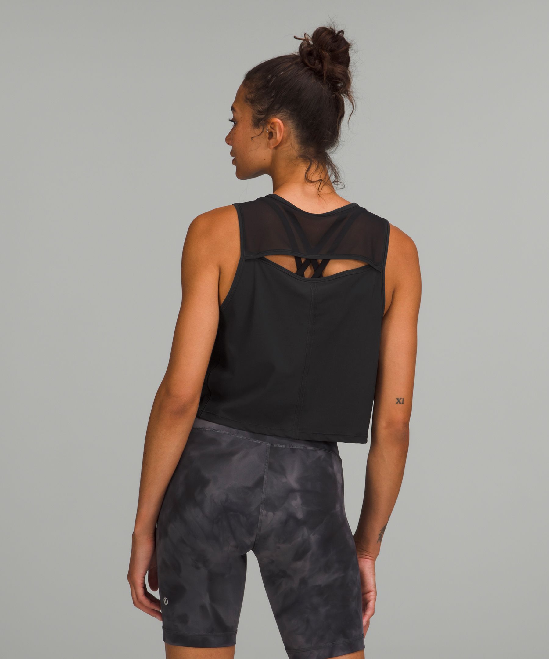 Sculpt Cropped Tank Top