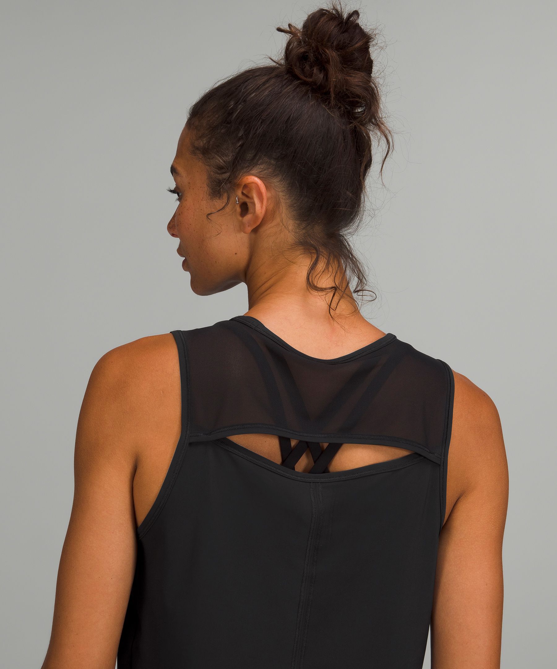 Lululemon Black Mesh Open Back Sculpt Tank NWT- Size 4 – The Saved