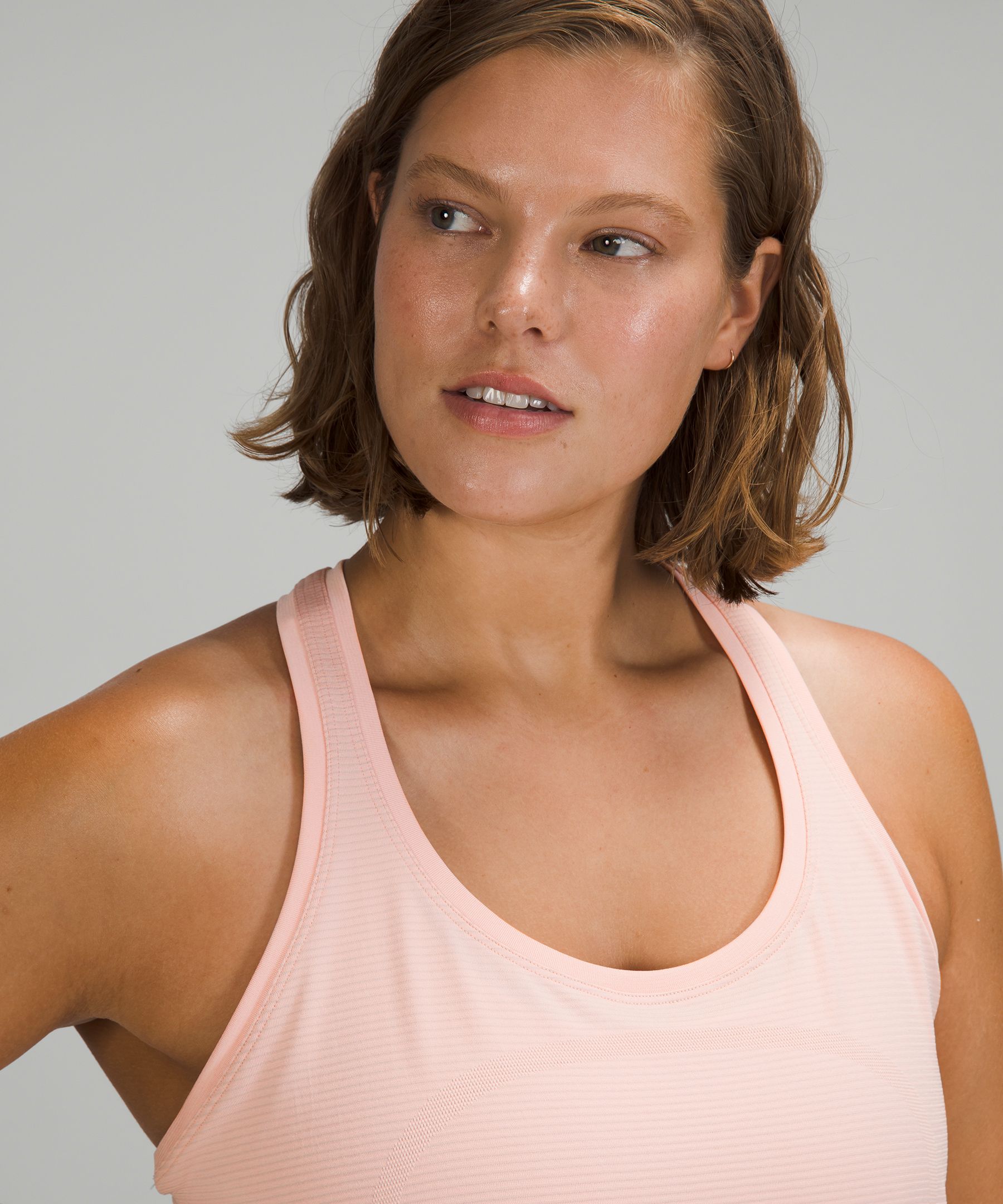 Lululemon Swiftly Tech Racerback Tank Top 2.0 *Race Length. 6