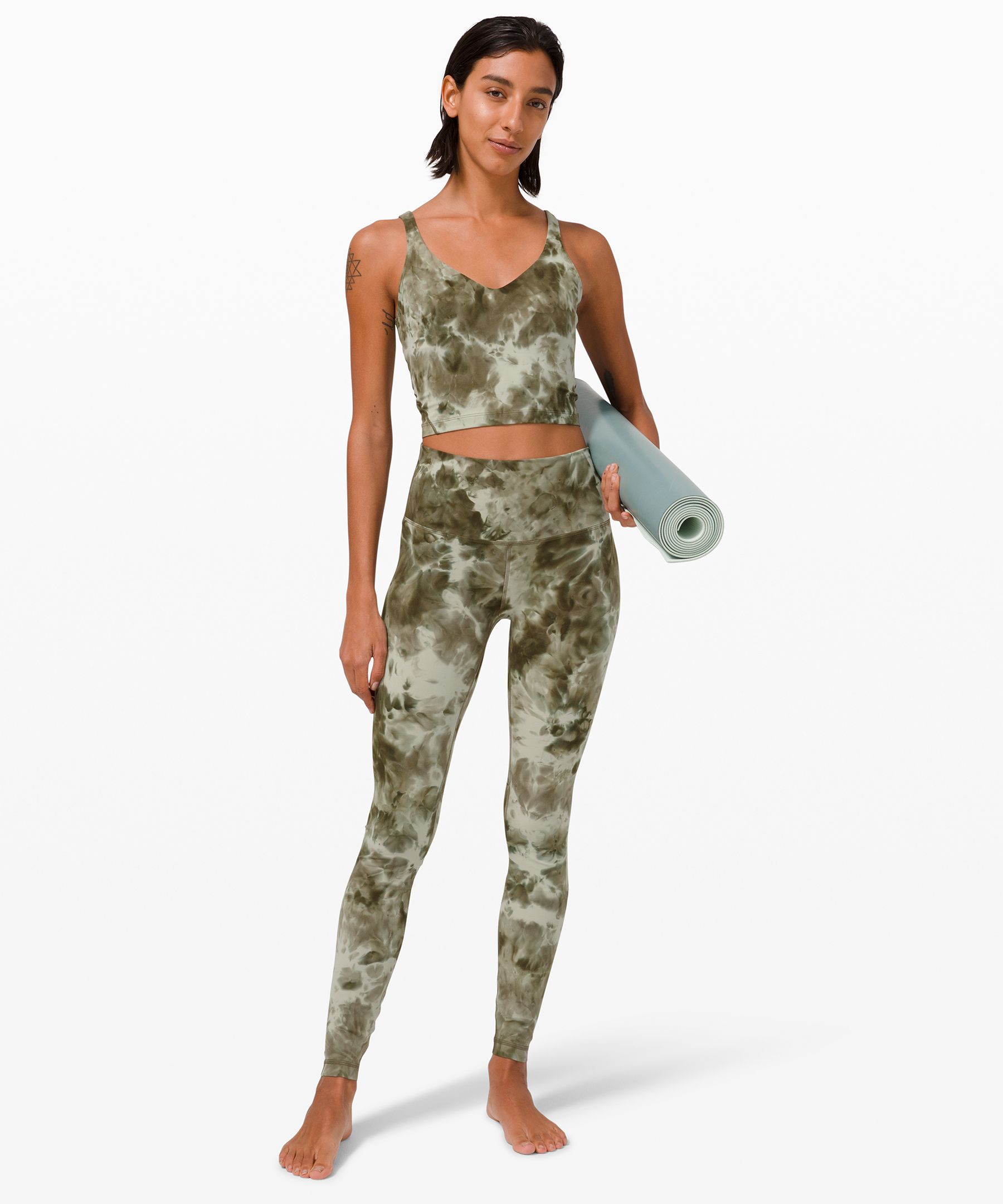 https://images.lululemon.com/is/image/lululemon/LW1COJS_047168_2?size=800,800