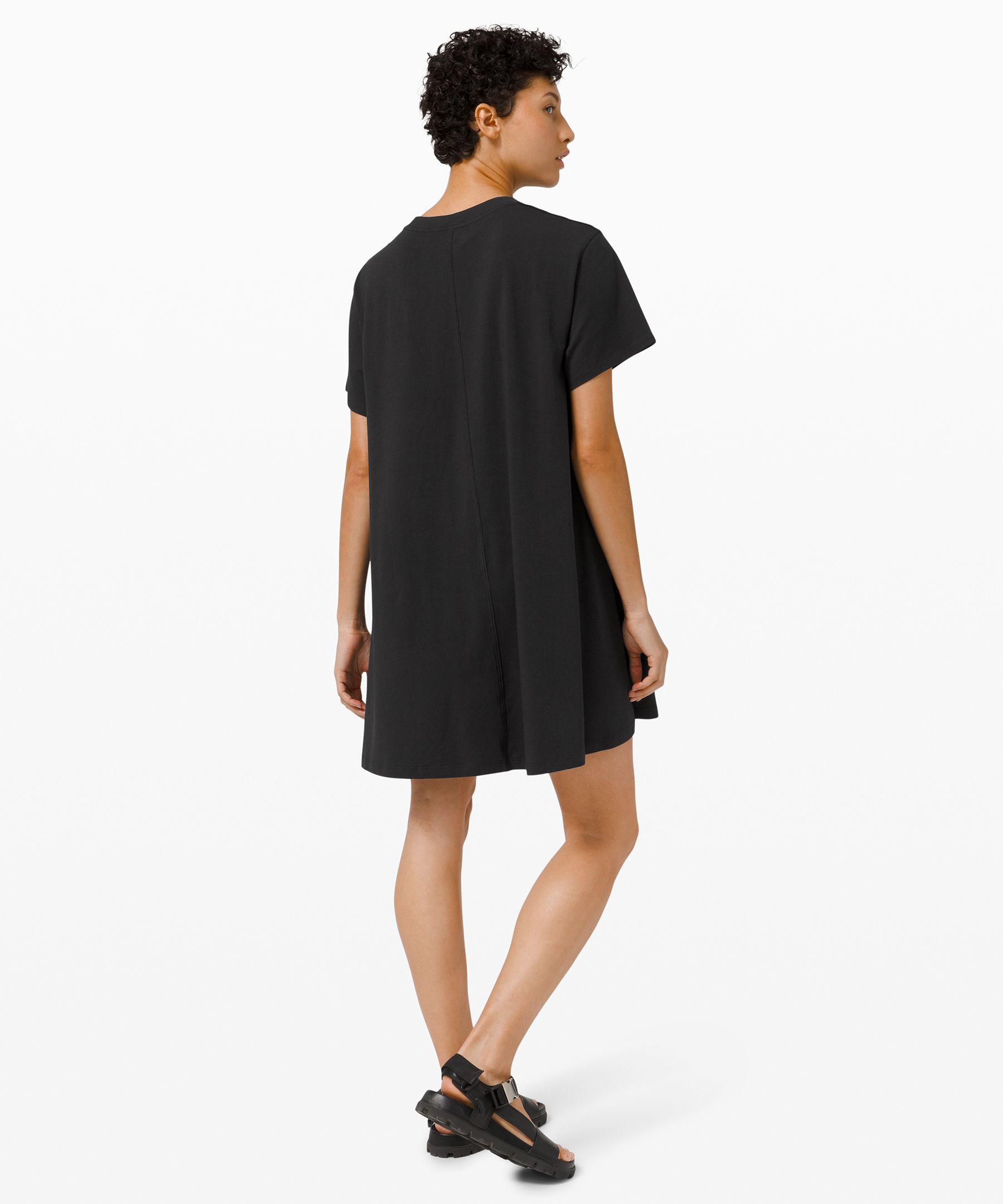 black lululemon dress