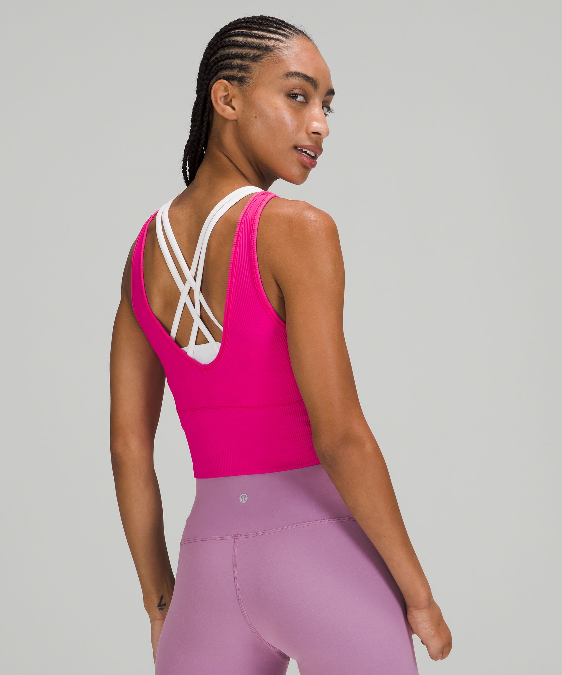 Power pivot tank (6), Ebb to Street bra (6), ??? joggers (6). I'm OBSESSED  with this new outfit! : r/lululemon