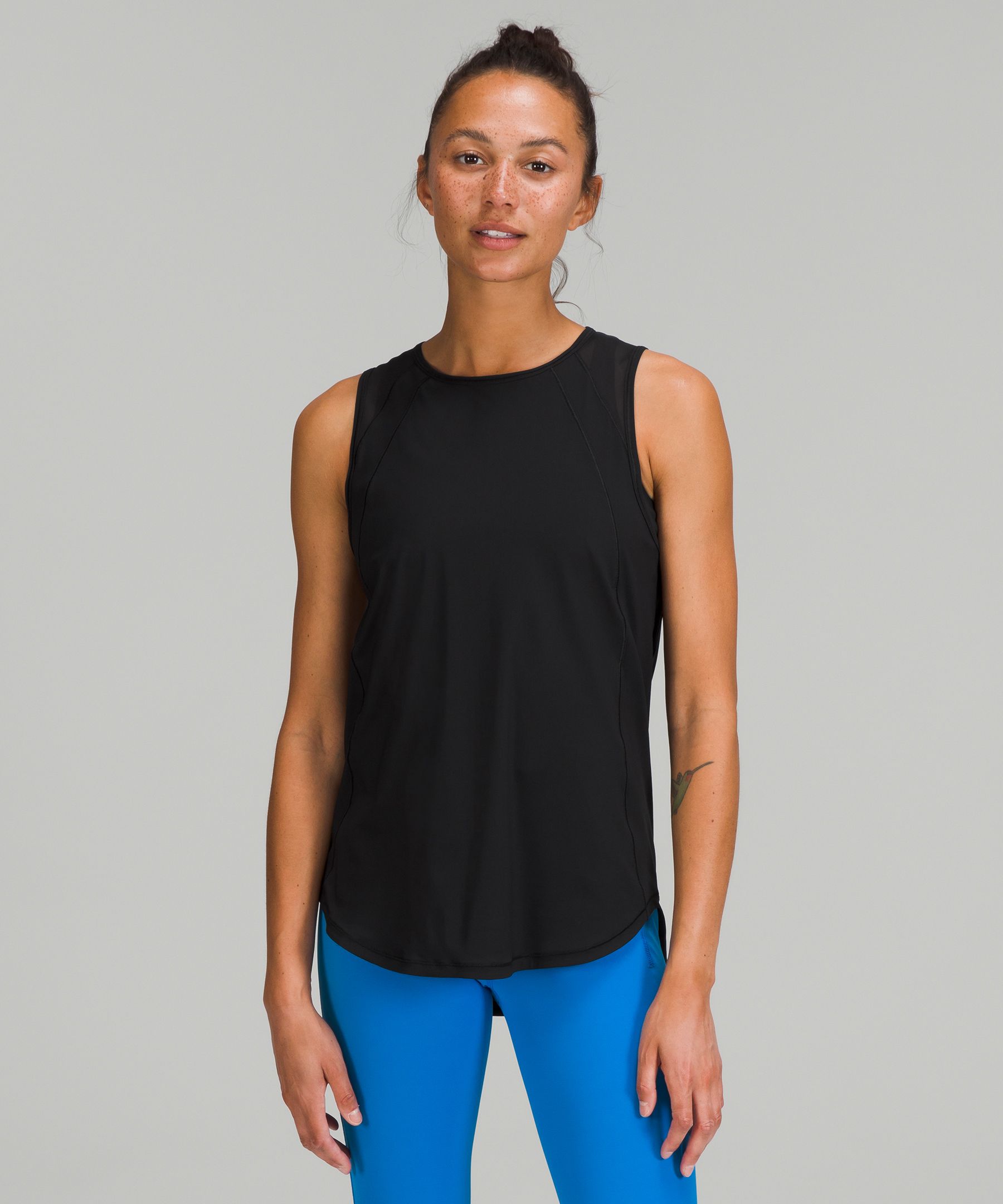 Lululemon Black Mesh Open Back Sculpt Tank NWT- Size 4 – The Saved  Collection