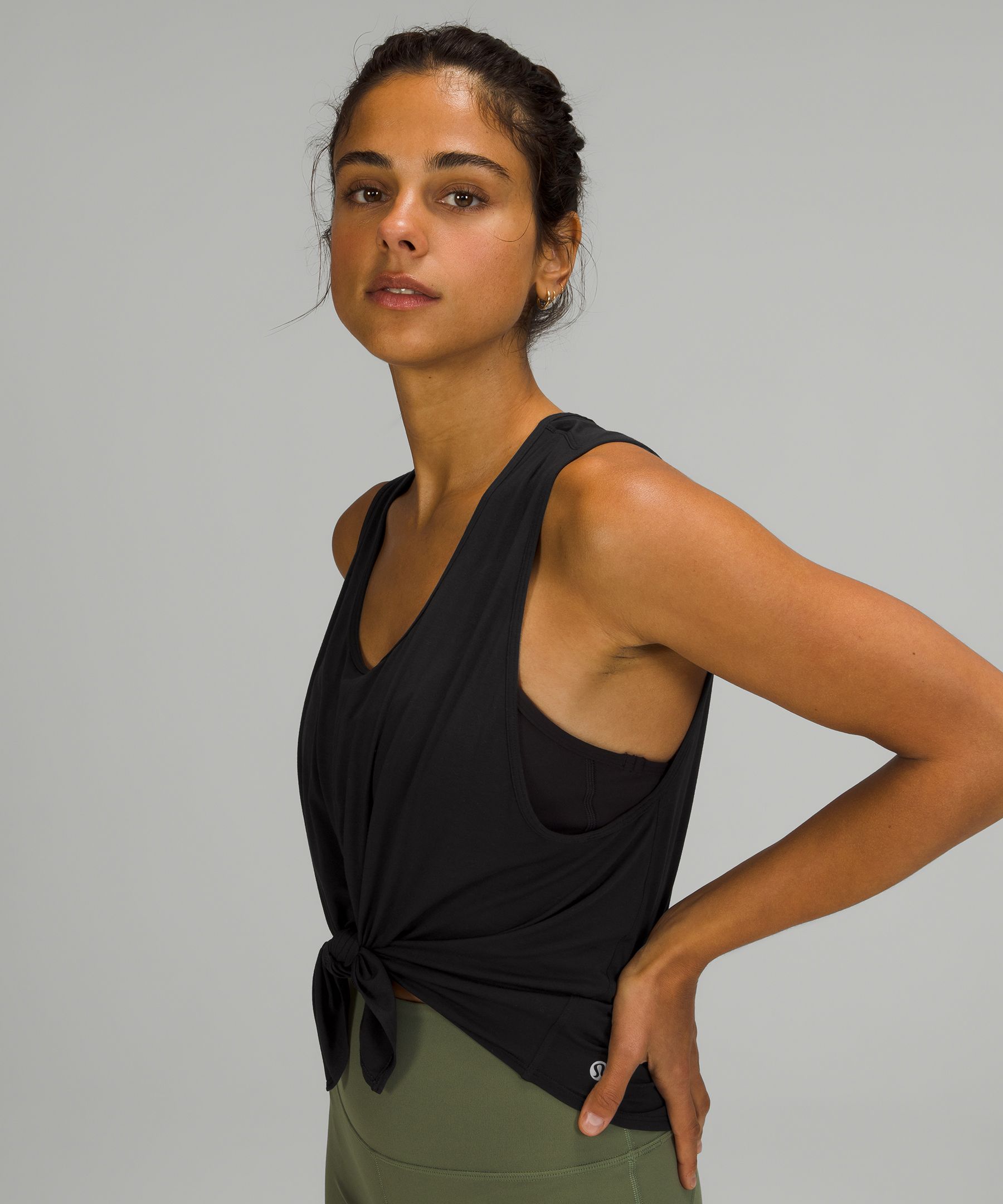 2-in-1 Cut-Out Yoga Tank Top