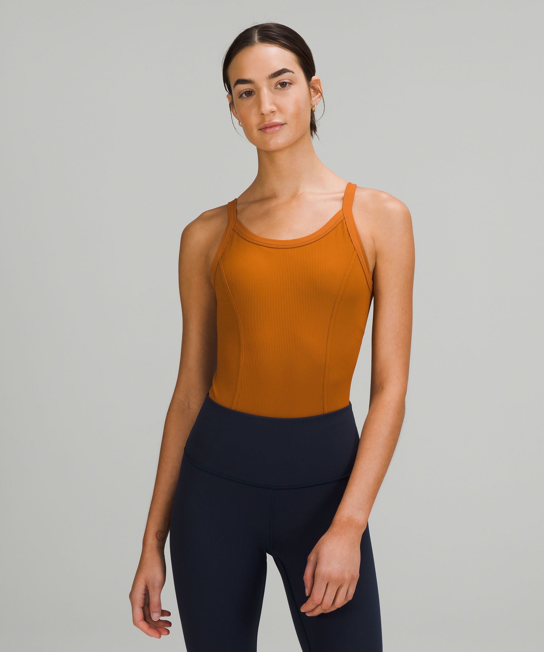 Yoga tops best sale that stay down