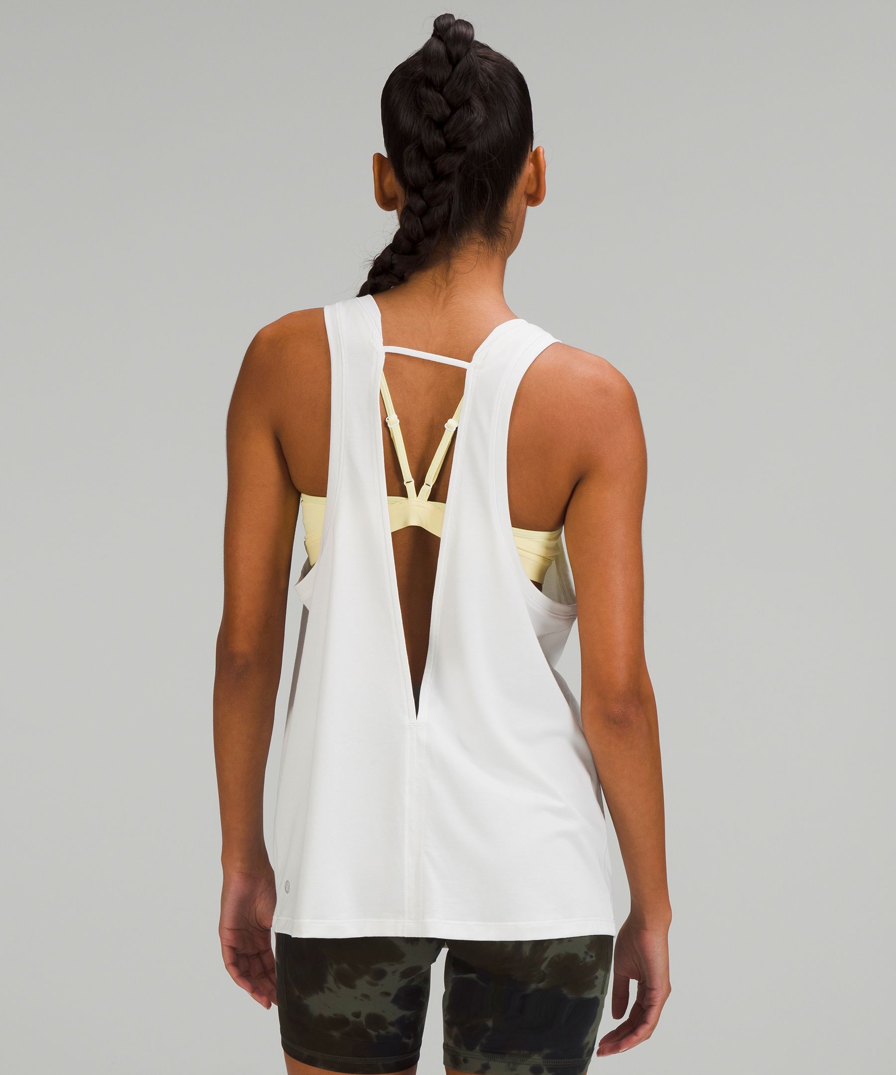 2-in-1 Cut-Out Yoga Tank Top