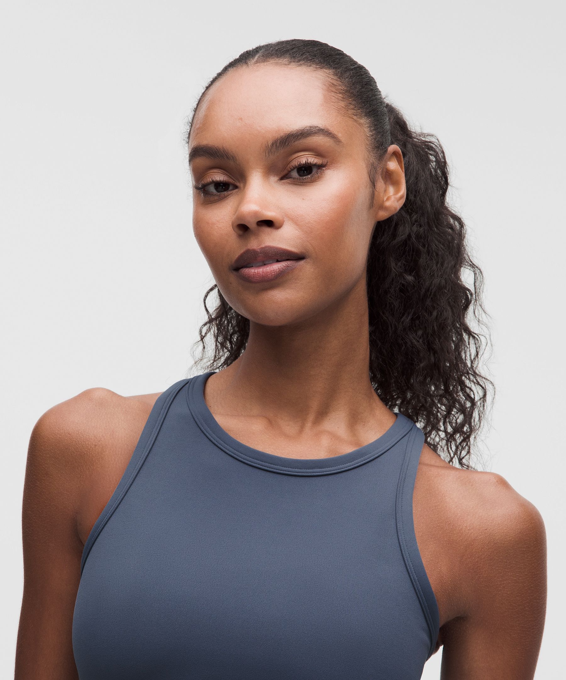 Camiseta de tirantes lululemon Align&trade;, largo hasta la cintura y espalda ol&iacute;mpica