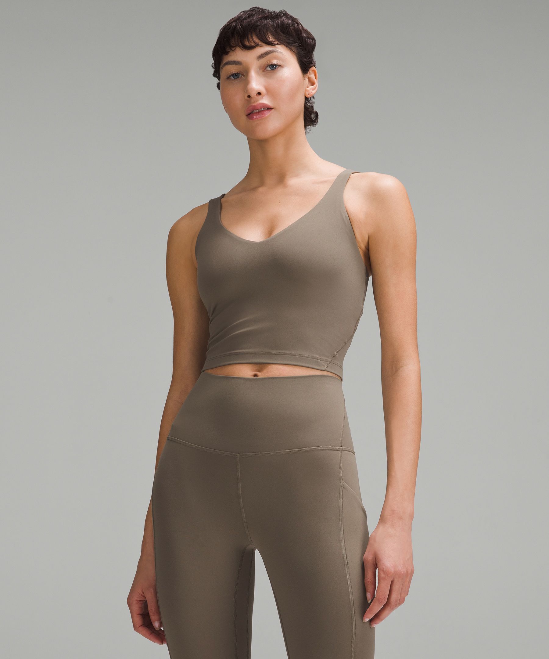 Align tank in submarine paired with Black WU's on Asian Warm(?) skin tone!  : r/lululemon