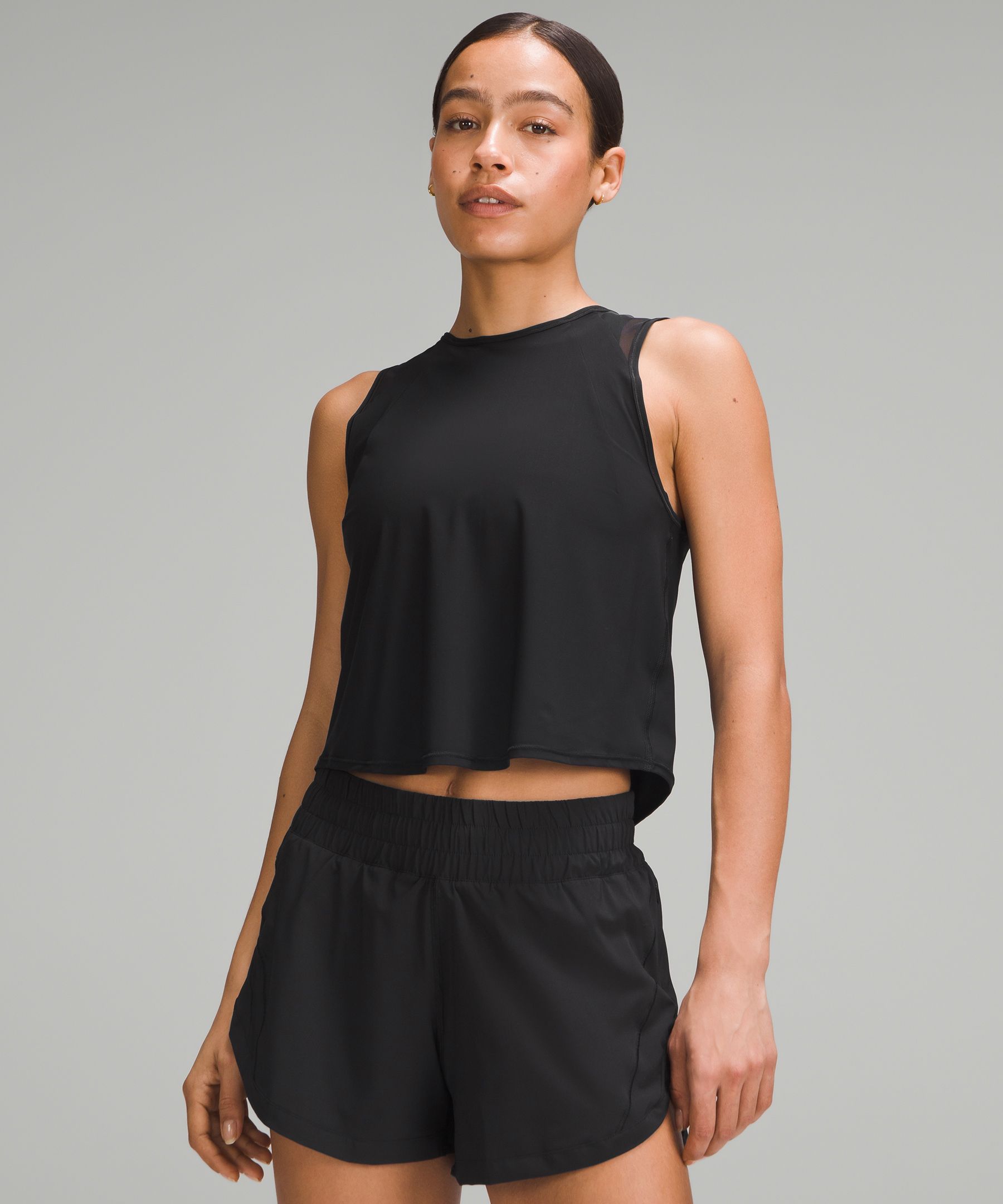 Sculpt Cropped Tank Top Pleated