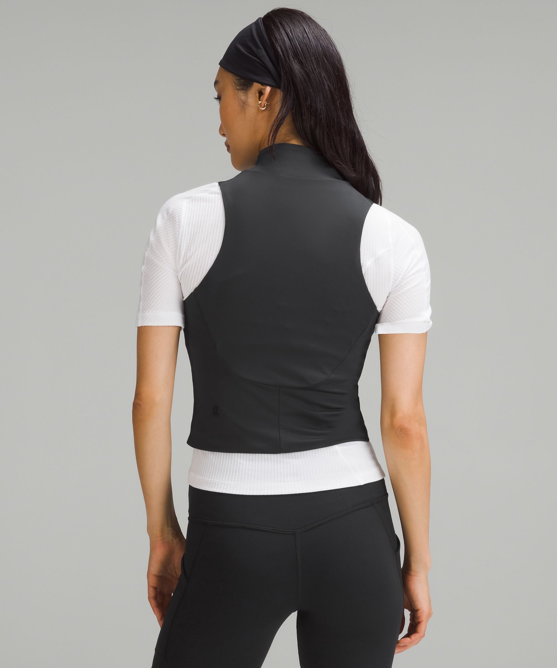 Reviewing @lululemon new seamless halfzip training tank top linked her, lululemon