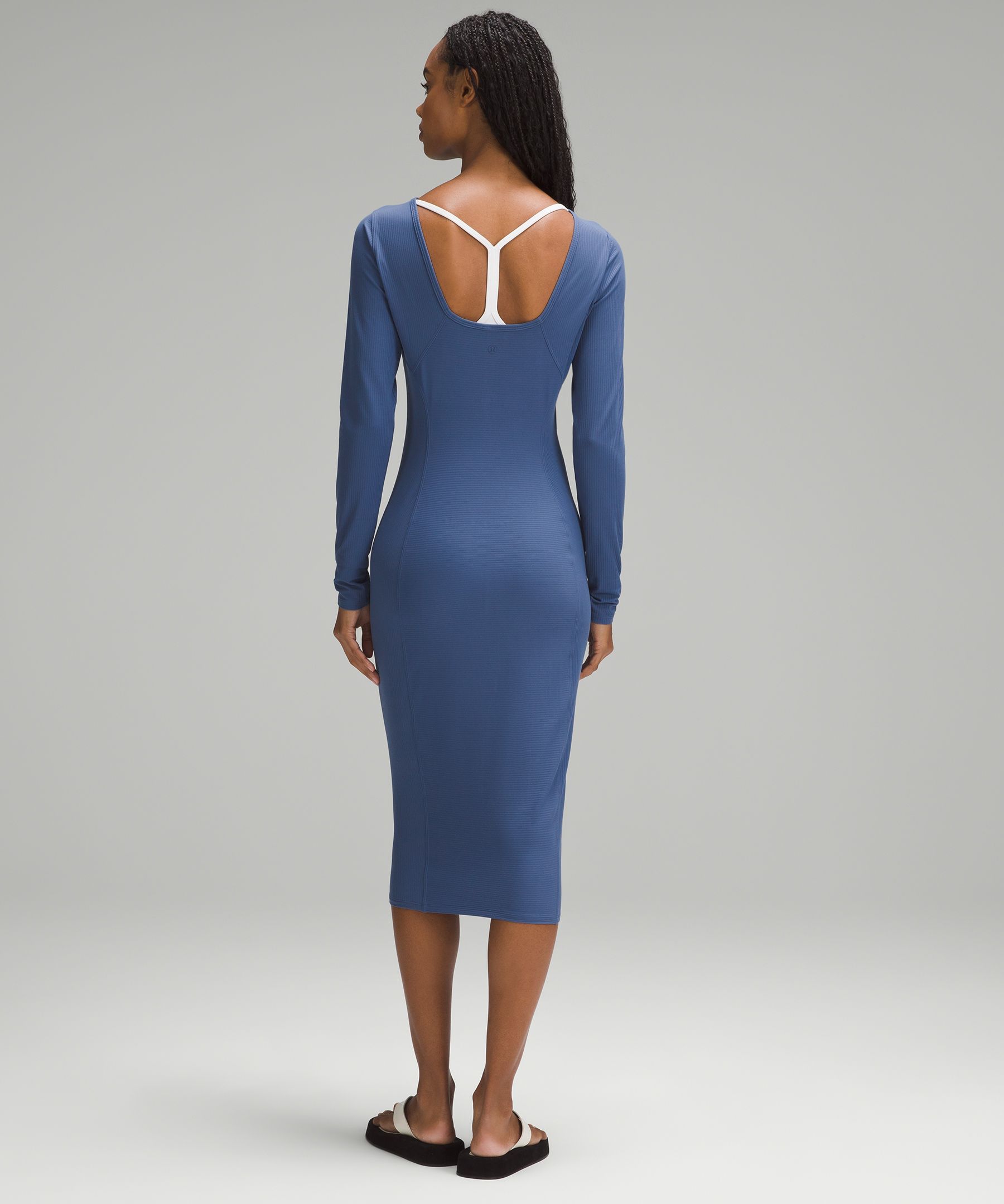 Ribbed Nulu Scoop-Back Long-Sleeve Dress