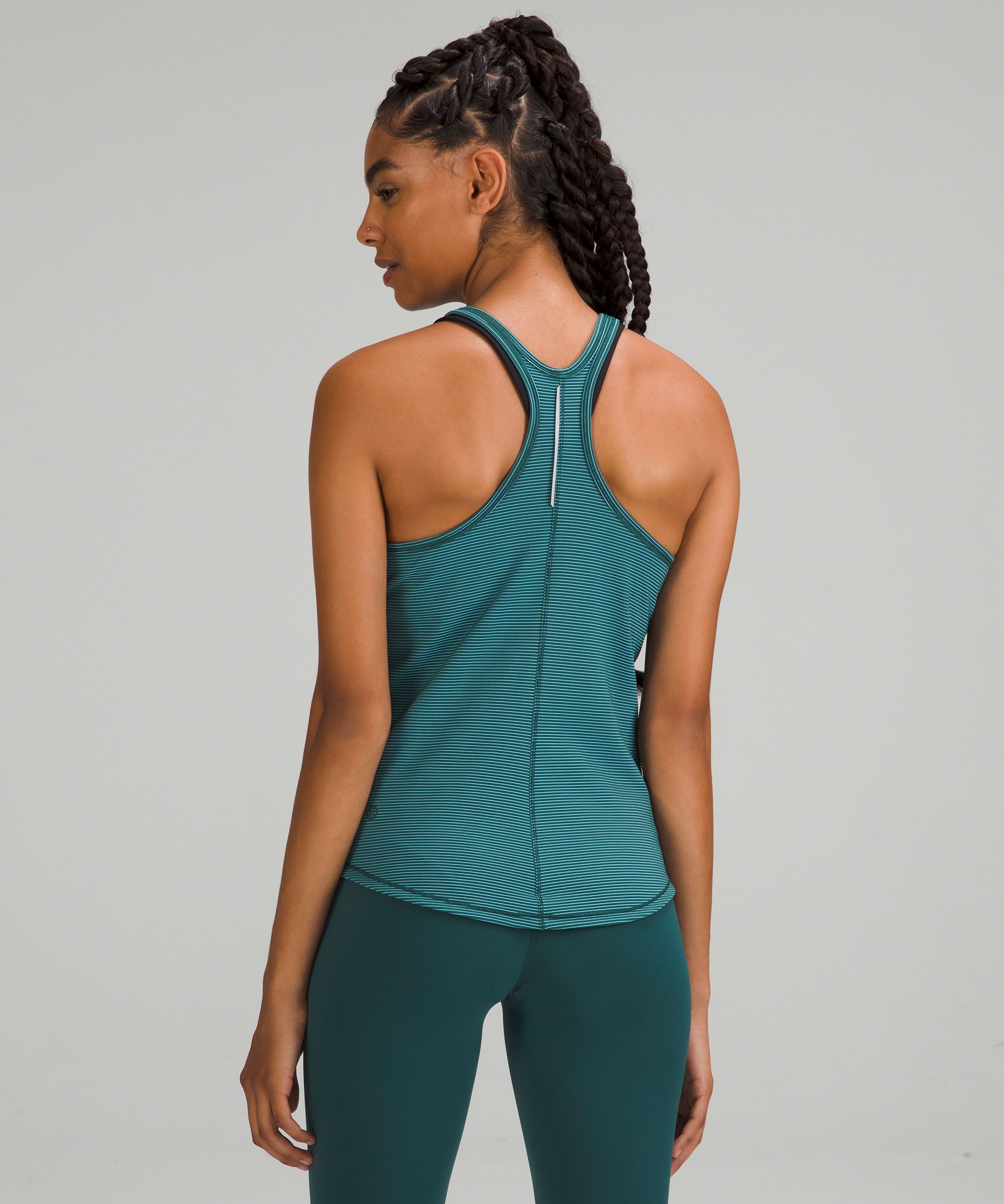 Lululemon Base Pace Running Short and SenseKnit Tank Top Review