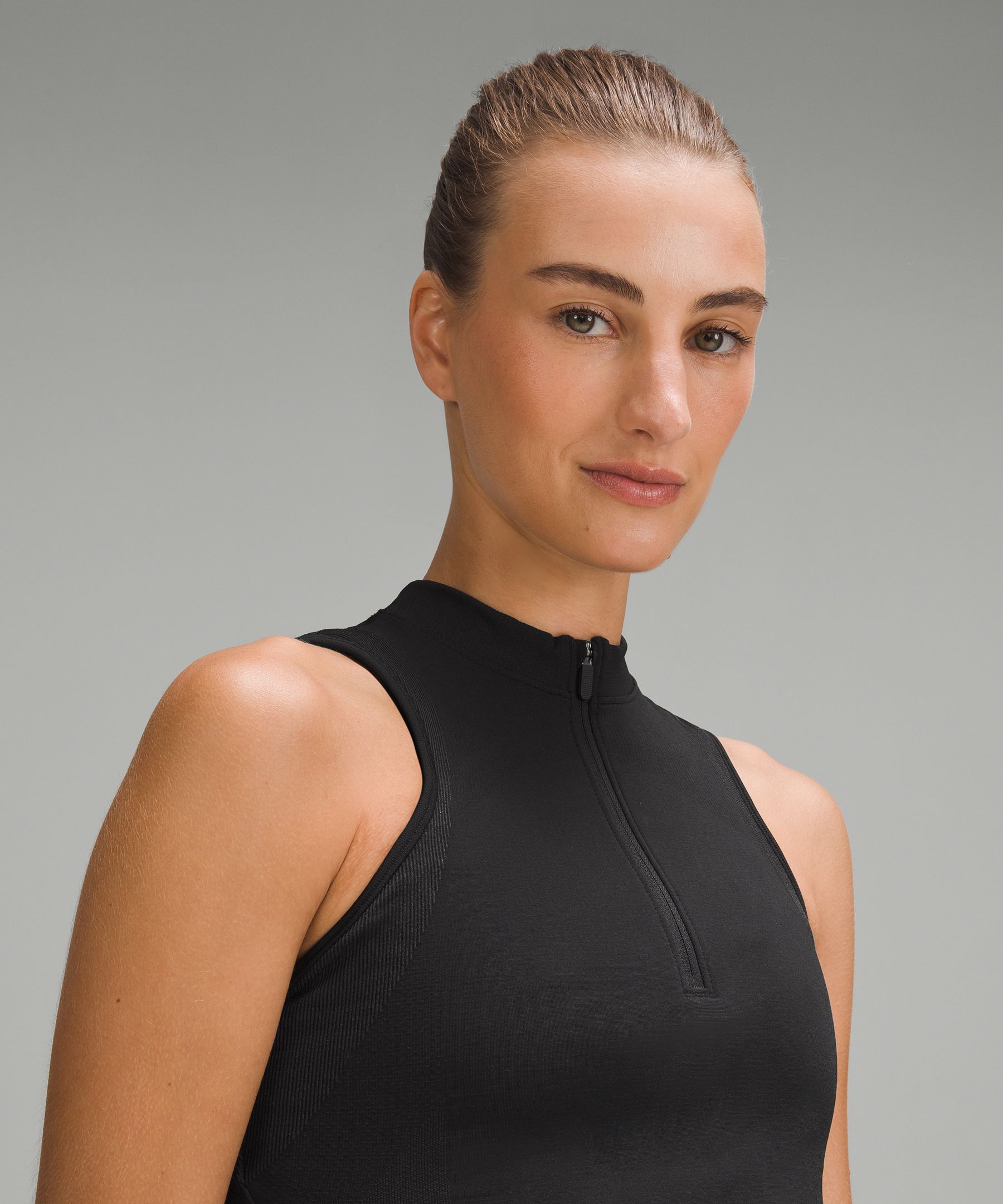 Seamless Zip-Up Tank Top