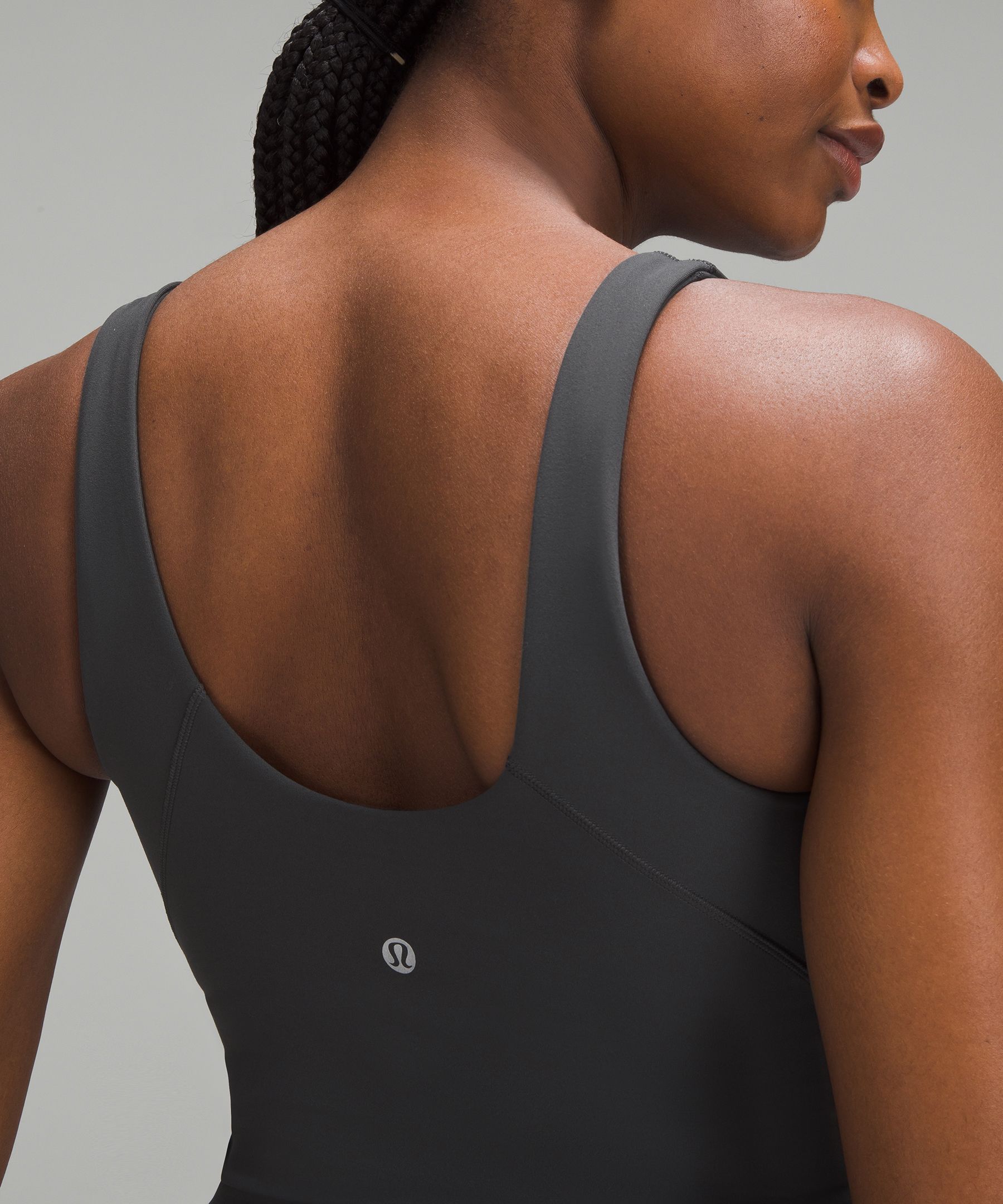 Can You Bleach a Lululemon Align Tank? - Playbite