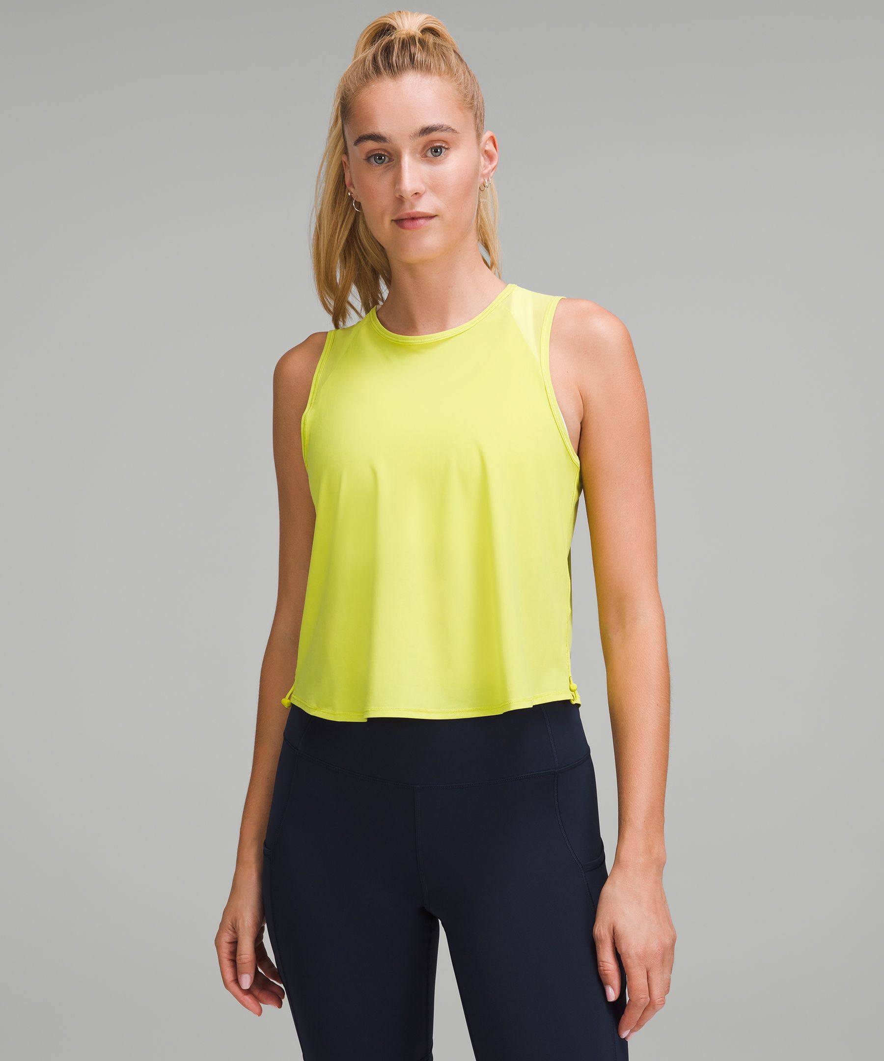 Sculpt Cropped Tank Top 